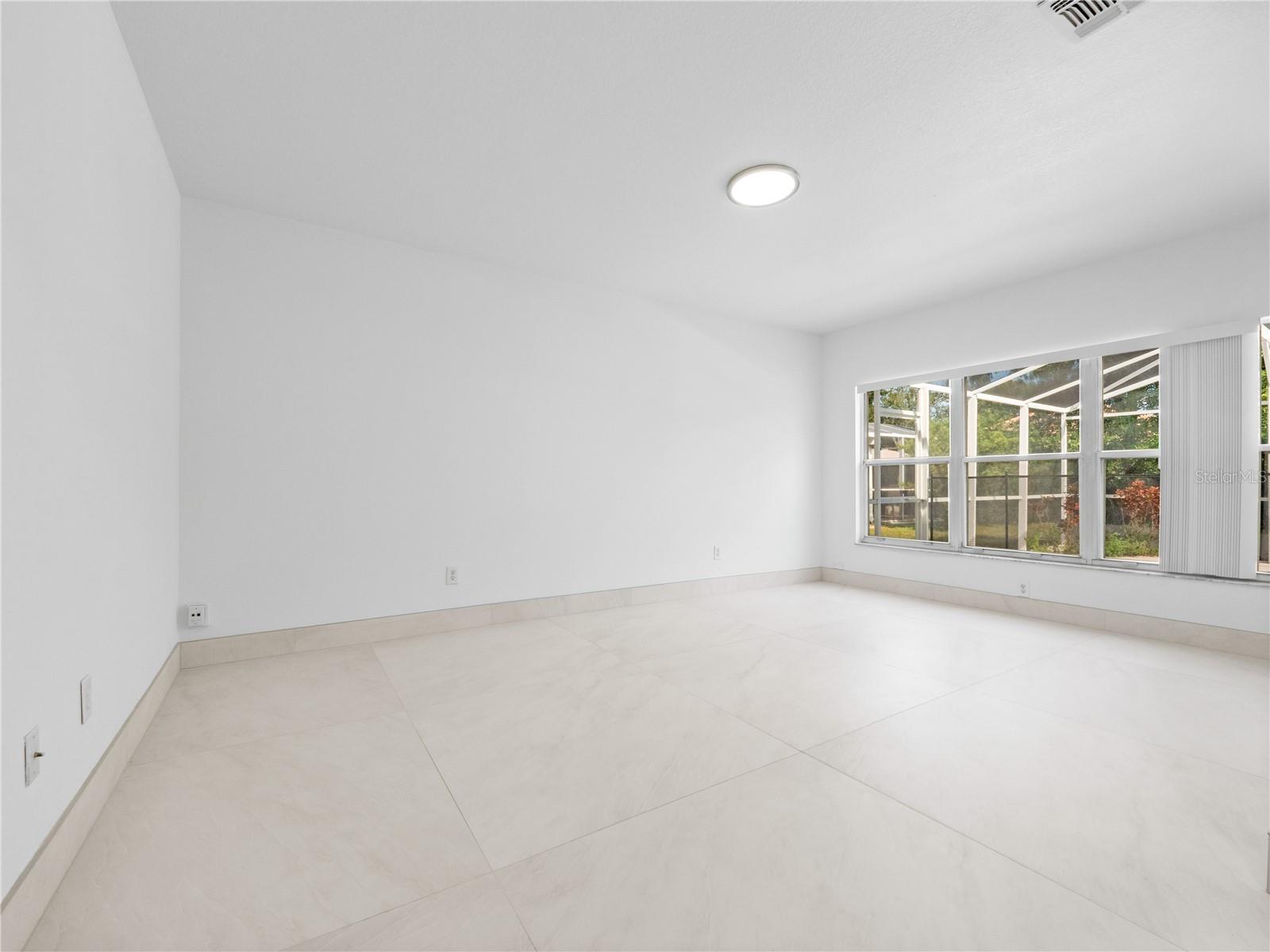 Image 16 of 35 For 6457 Winder Oaks Boulevard