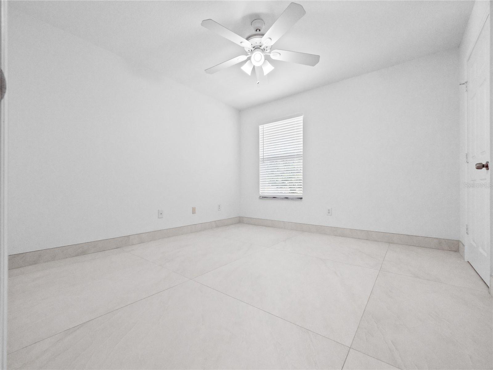 Image 25 of 35 For 6457 Winder Oaks Boulevard