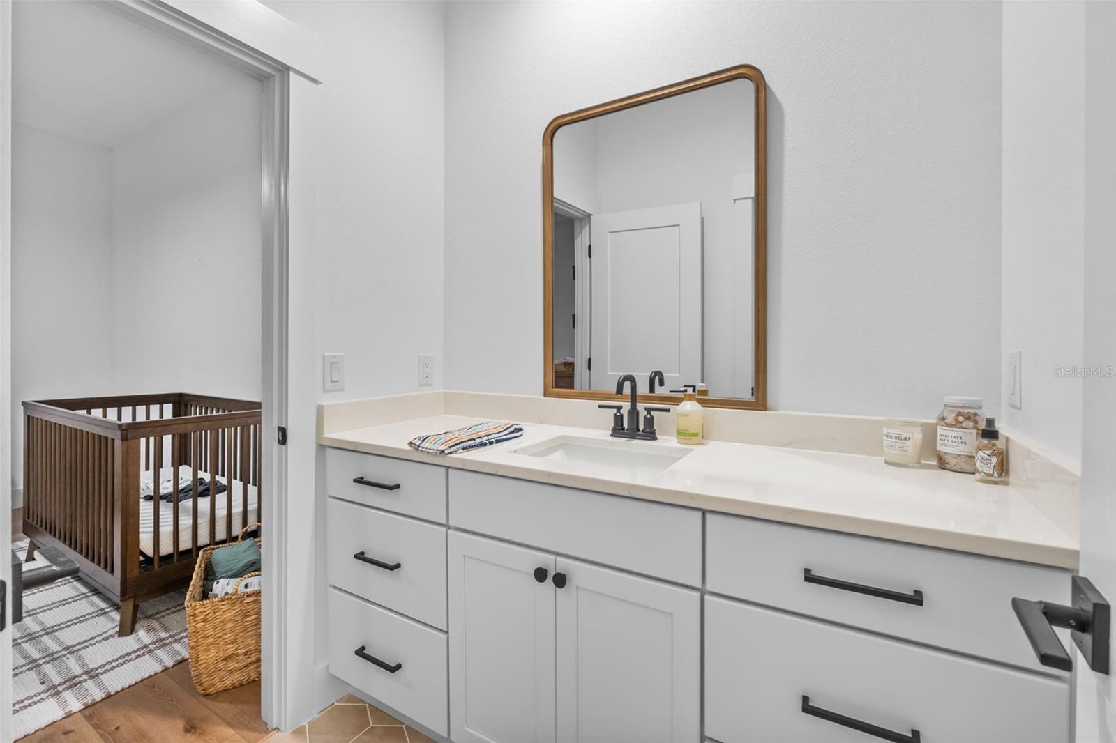 Image 40 of 89 For 157 Caladium Avenue