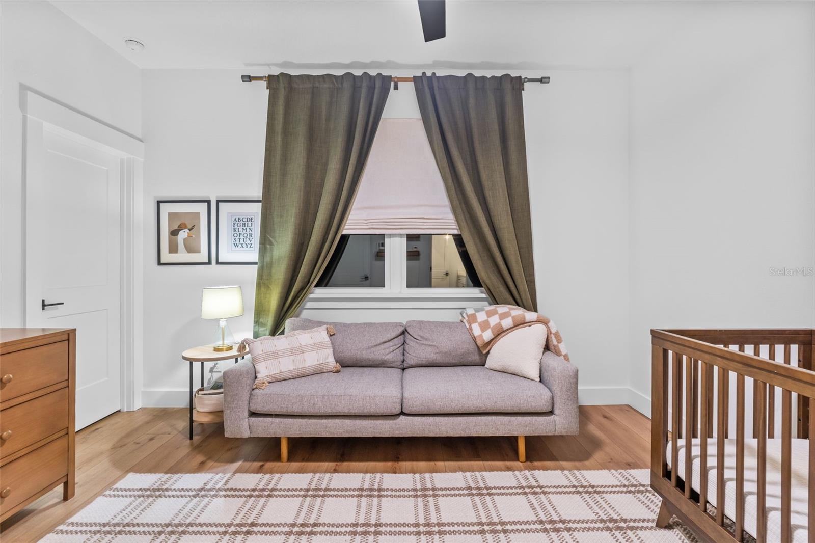 Image 42 of 89 For 157 Caladium Avenue