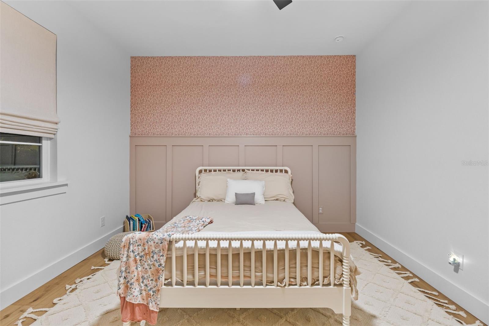 Image 45 of 89 For 157 Caladium Avenue