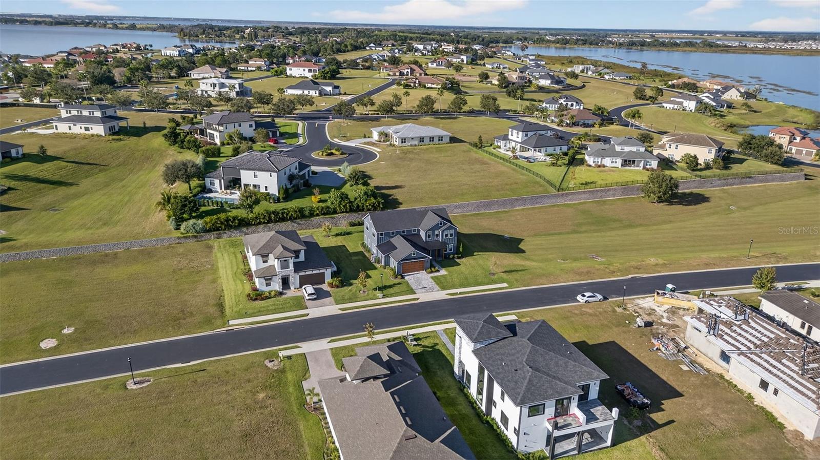 Image 61 of 89 For 157 Caladium Avenue