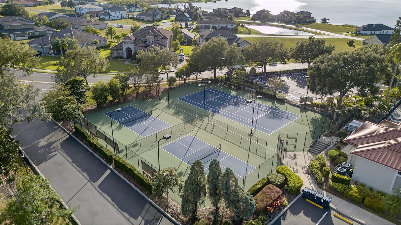 Image 62 of 89 For 157 Caladium Avenue