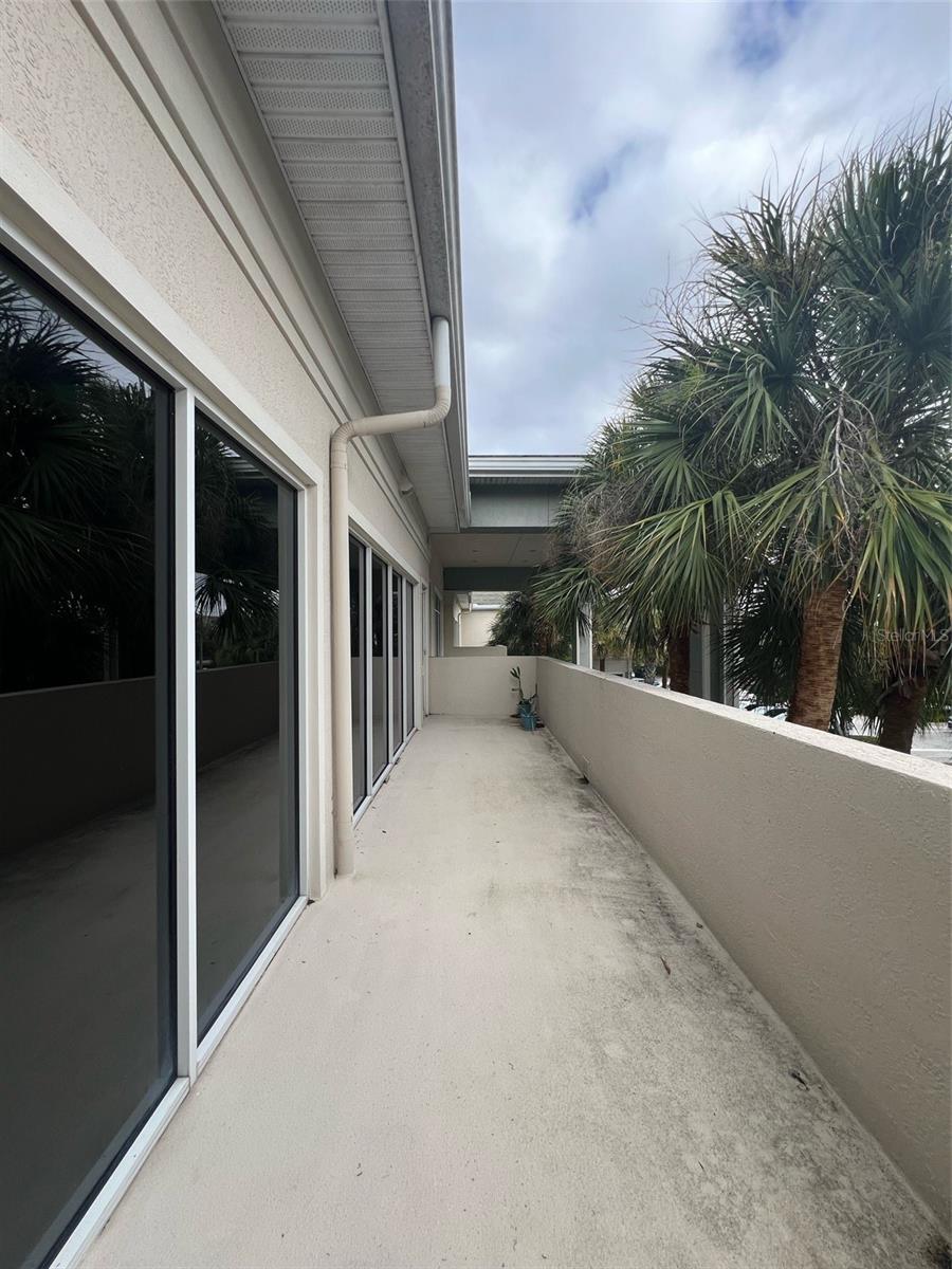 Image 7 of 11 For 6000 Turkey Lake Road 202