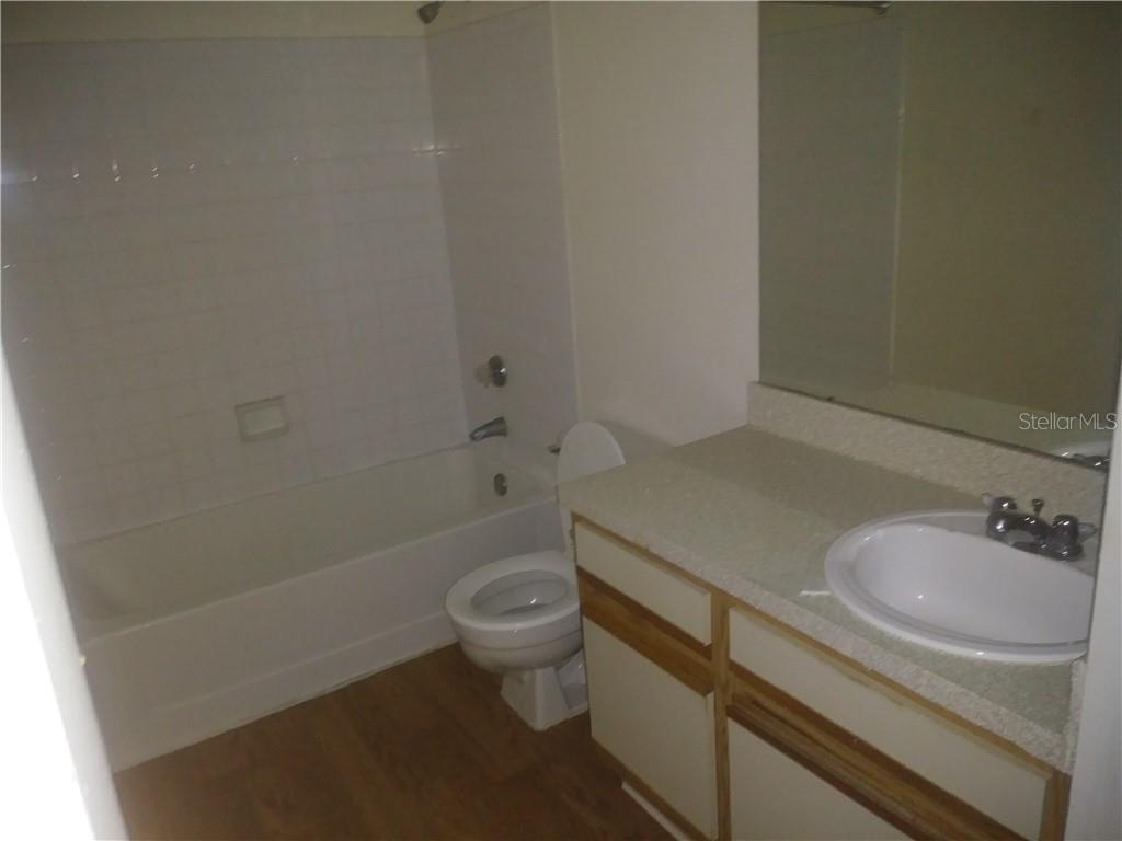 Image 13 of 22 For 200 Afton Square 305