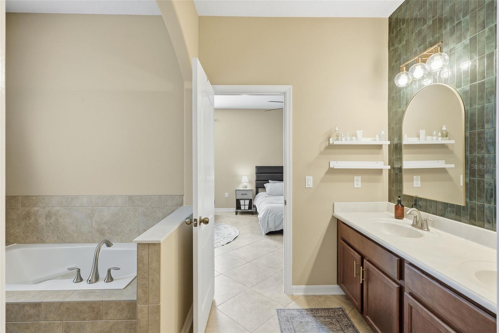 Image 23 of 47 For 12722 Boggy Pointe Drive