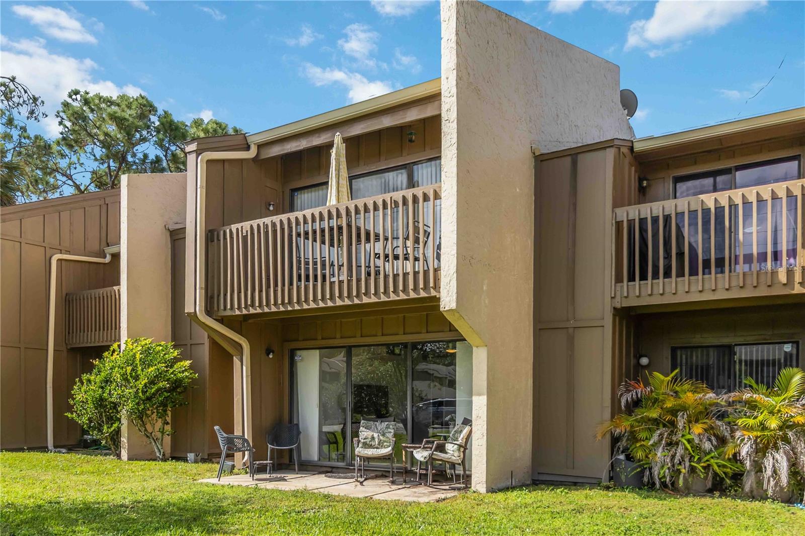 Image 3 of 24 For 5493 Pine Creek Drive 1904