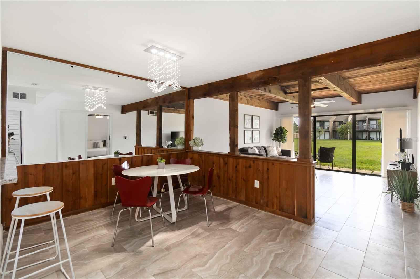 Image 7 of 24 For 5493 Pine Creek Drive 1904