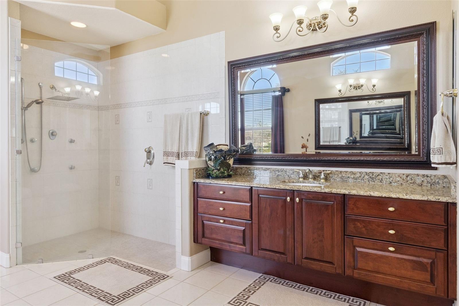 Image 46 of 76 For 685 Whisper Woods Drive