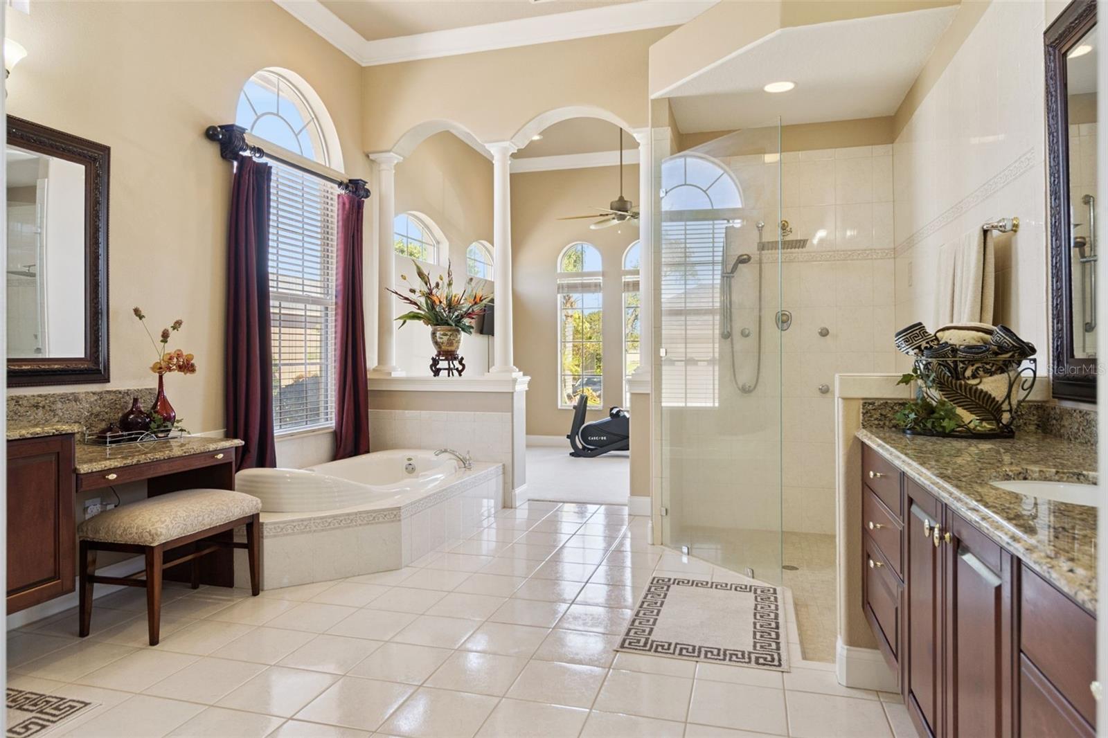 Image 47 of 76 For 685 Whisper Woods Drive