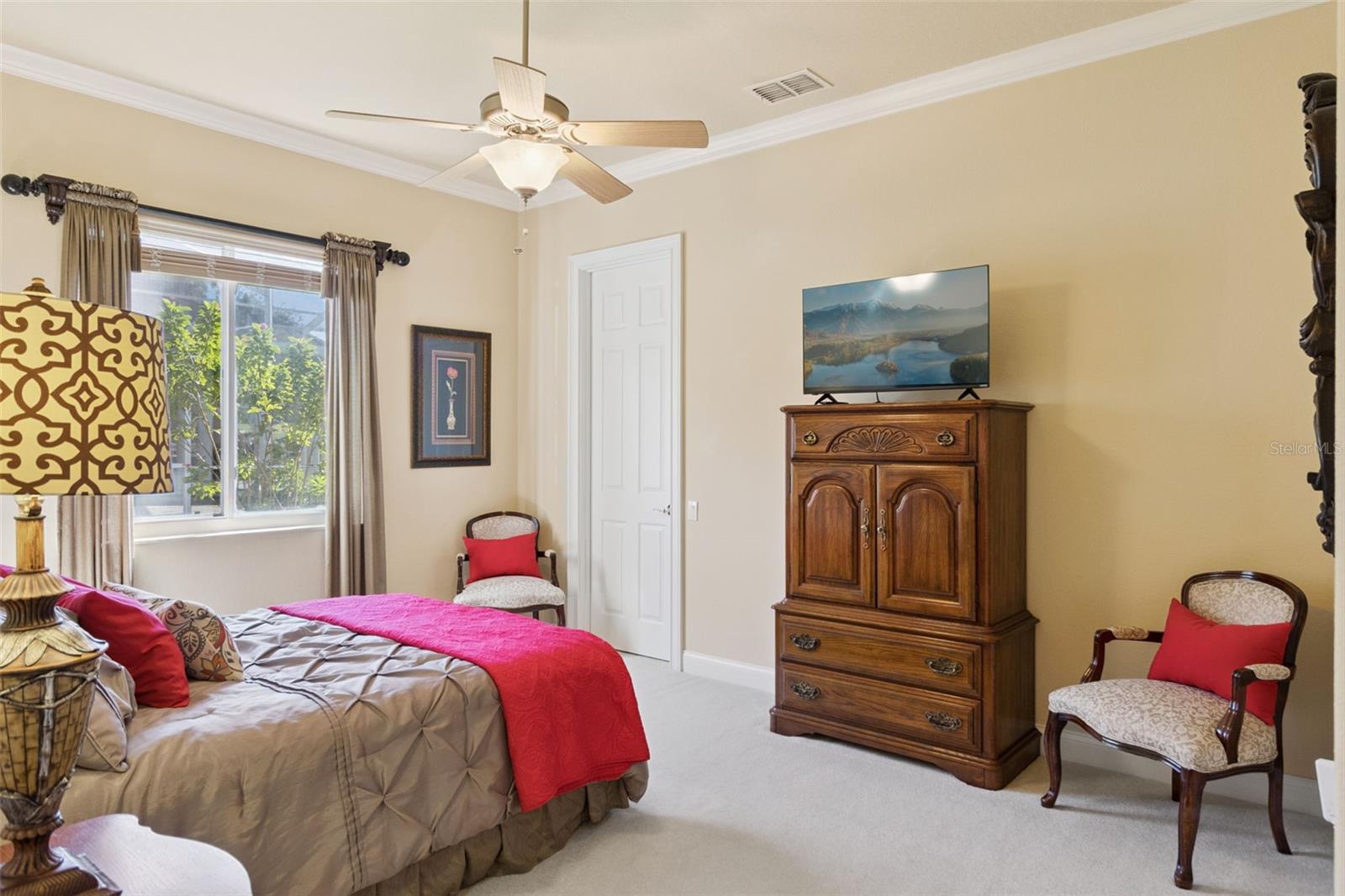 Image 53 of 76 For 685 Whisper Woods Drive