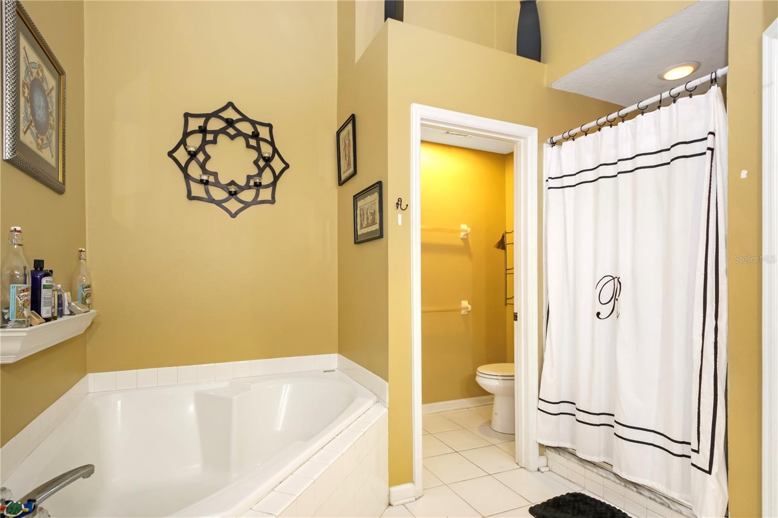 Image 12 of 21 For 881 Garden Glen Loop