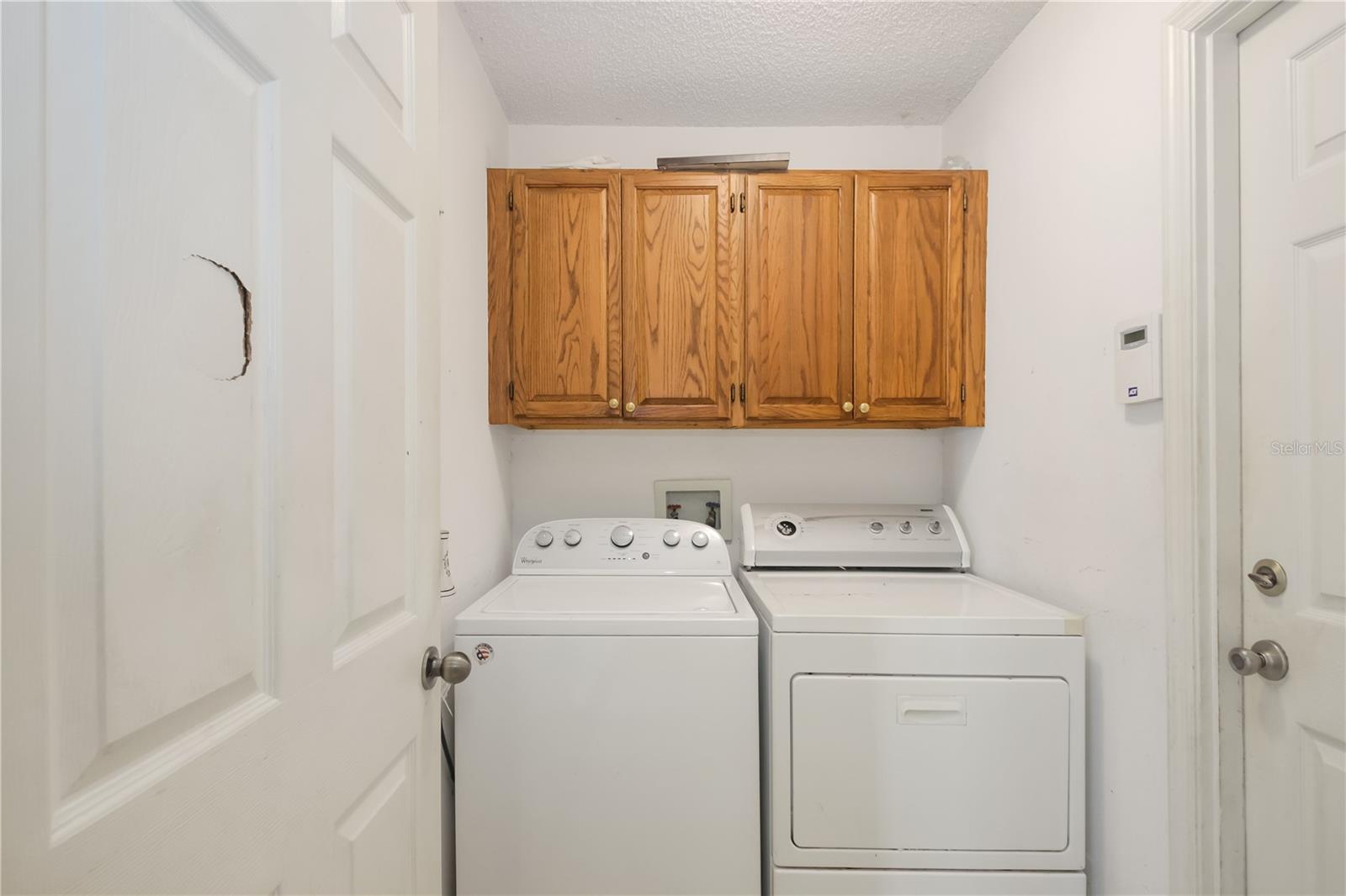 Image 20 of 21 For 881 Garden Glen Loop