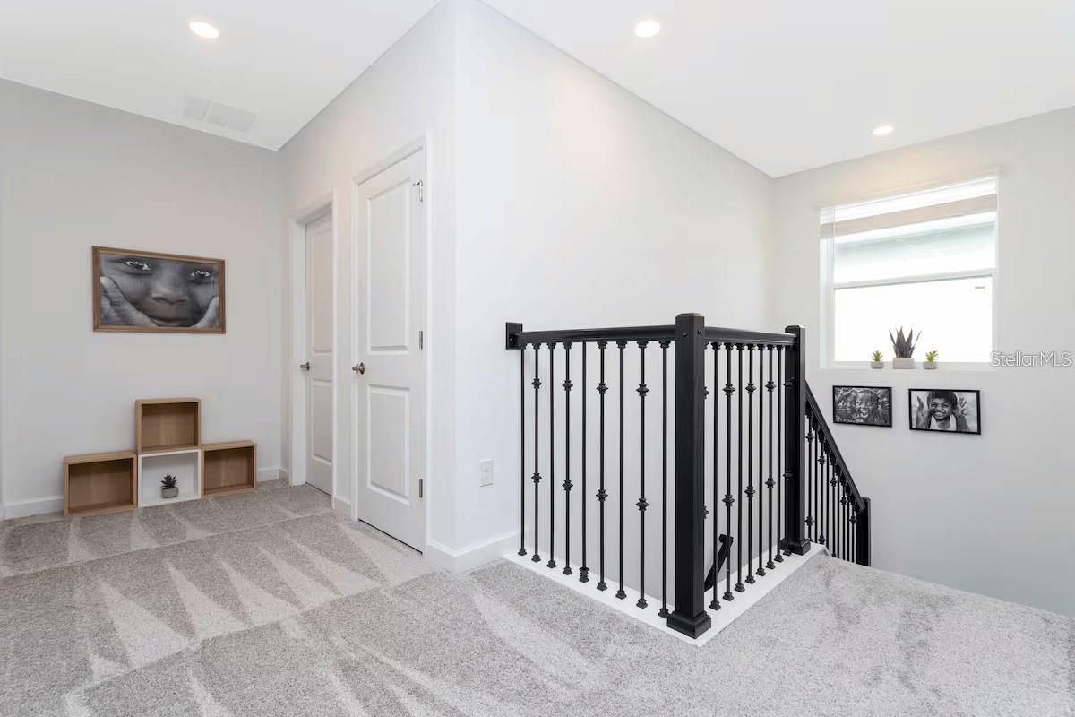 Image 13 of 31 For 1013 Leader Street