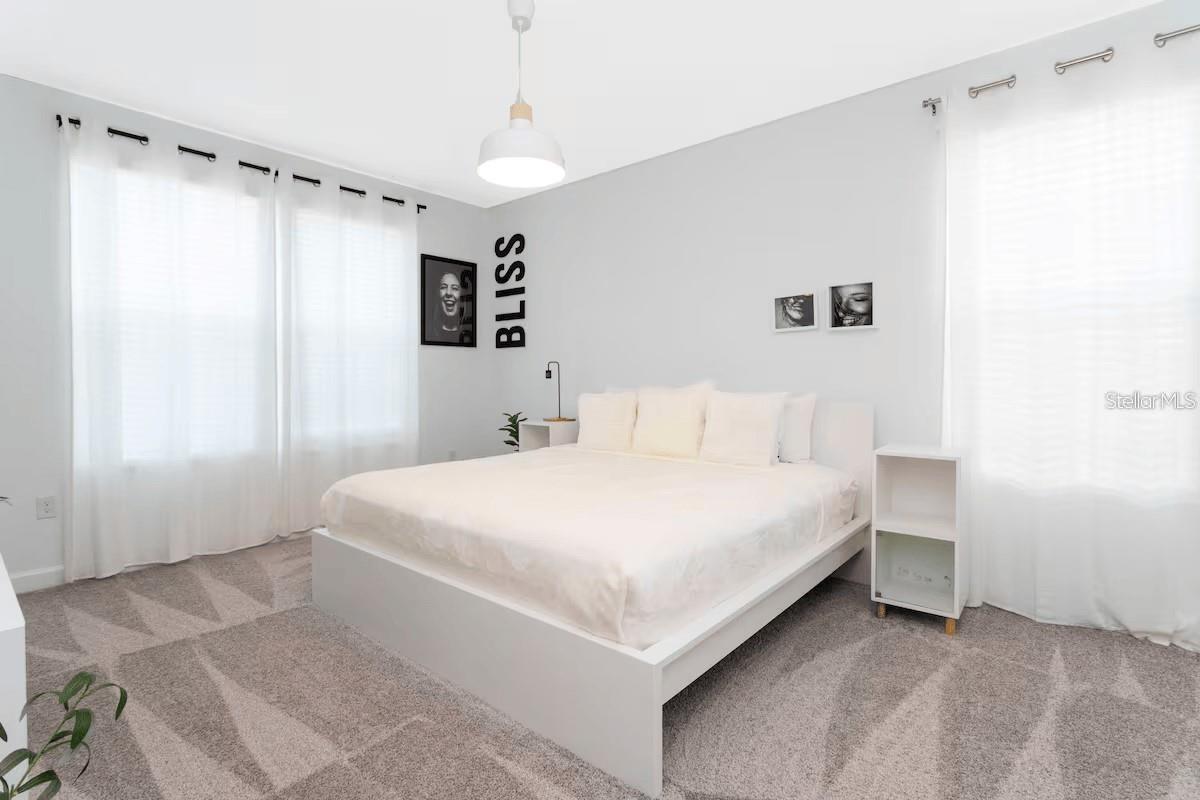 Image 19 of 31 For 1013 Leader Street