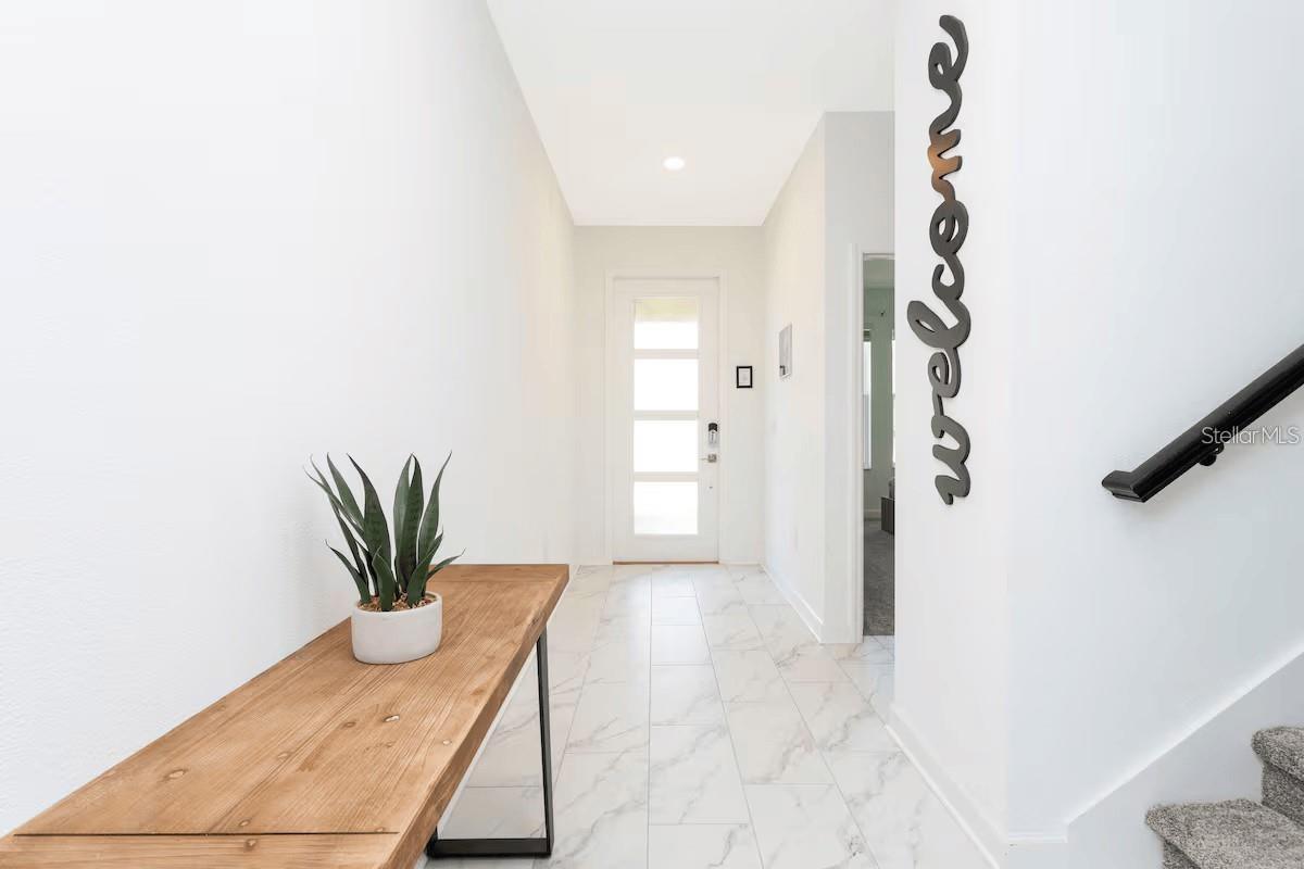 Image 2 of 31 For 1013 Leader Street