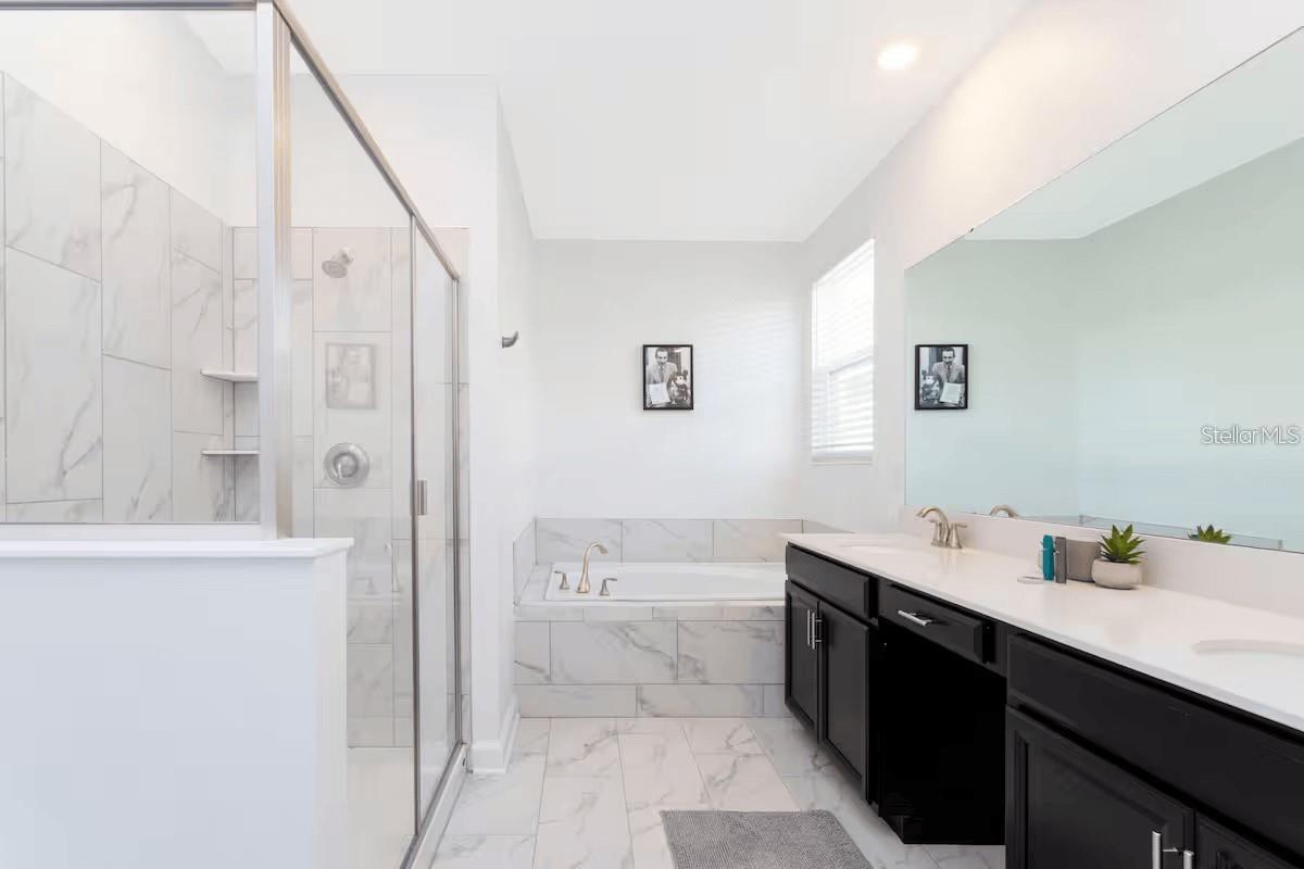 Image 23 of 31 For 1013 Leader Street