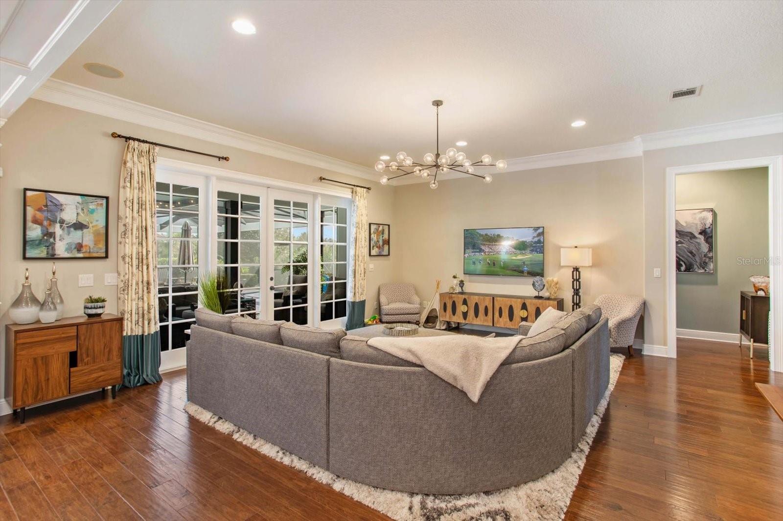 Image 14 of 52 For 6252 Blakeford Dr