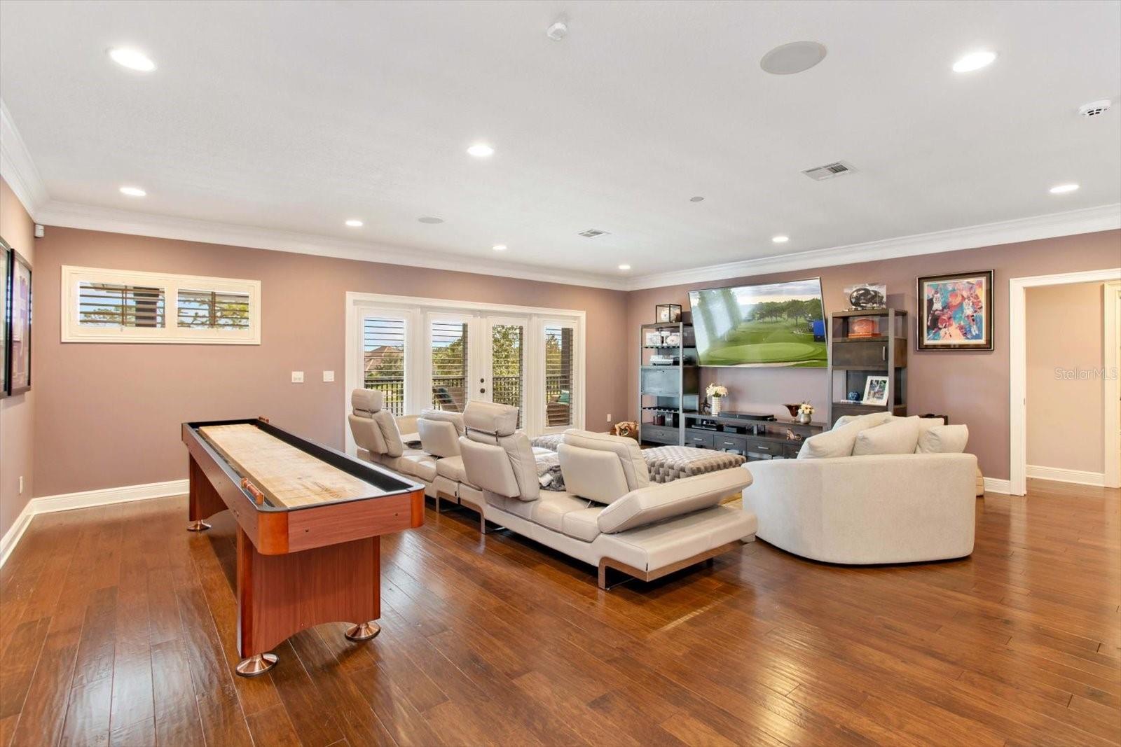 Image 21 of 52 For 6252 Blakeford Dr