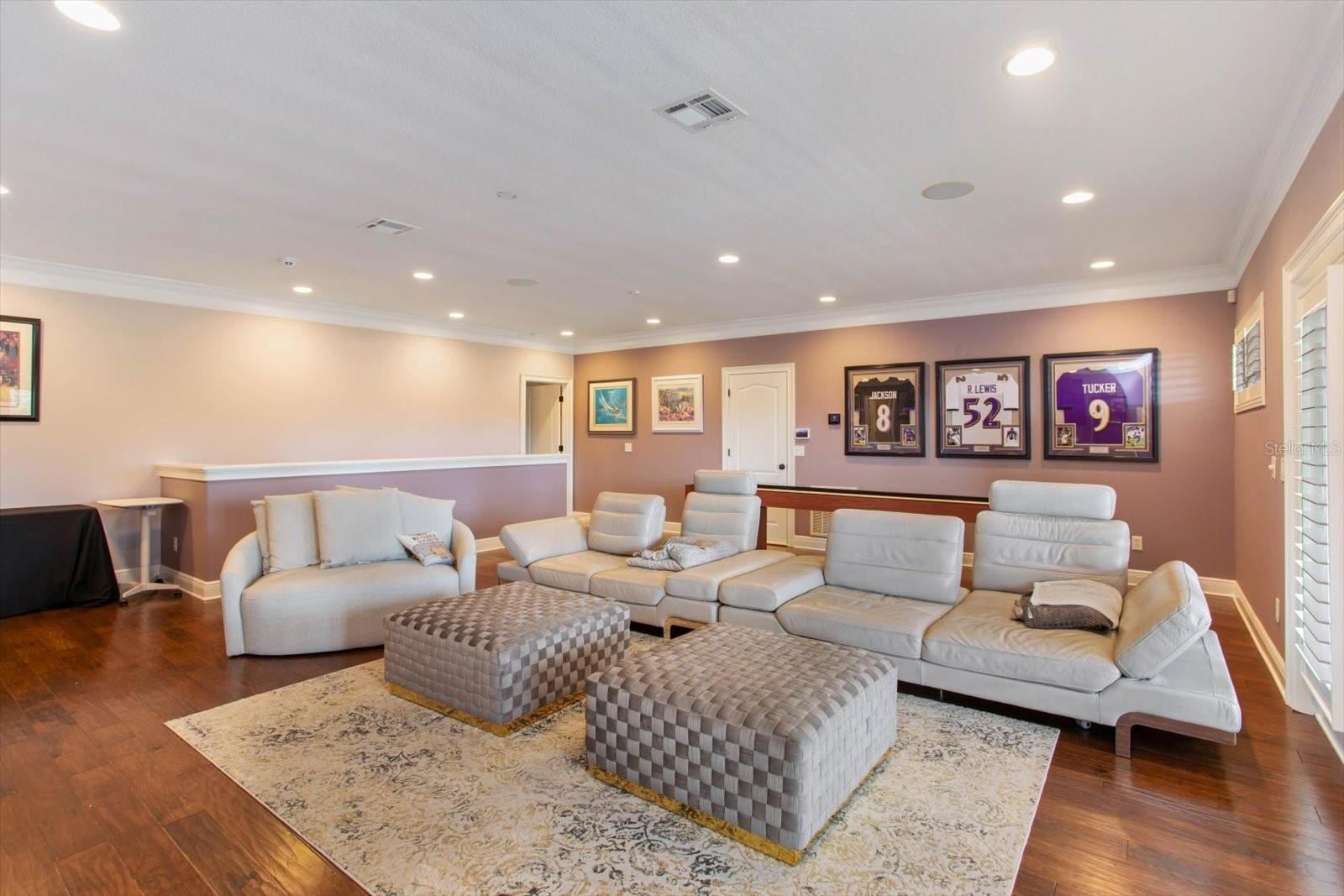 Image 22 of 52 For 6252 Blakeford Dr