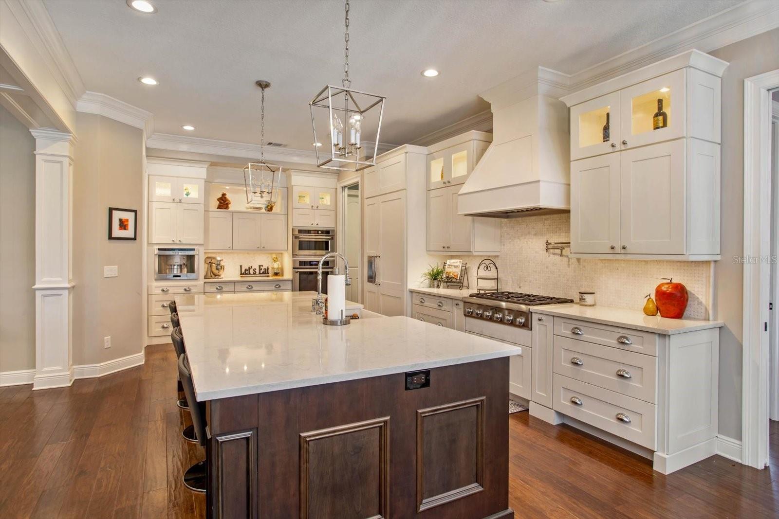 Image 3 of 52 For 6252 Blakeford Dr