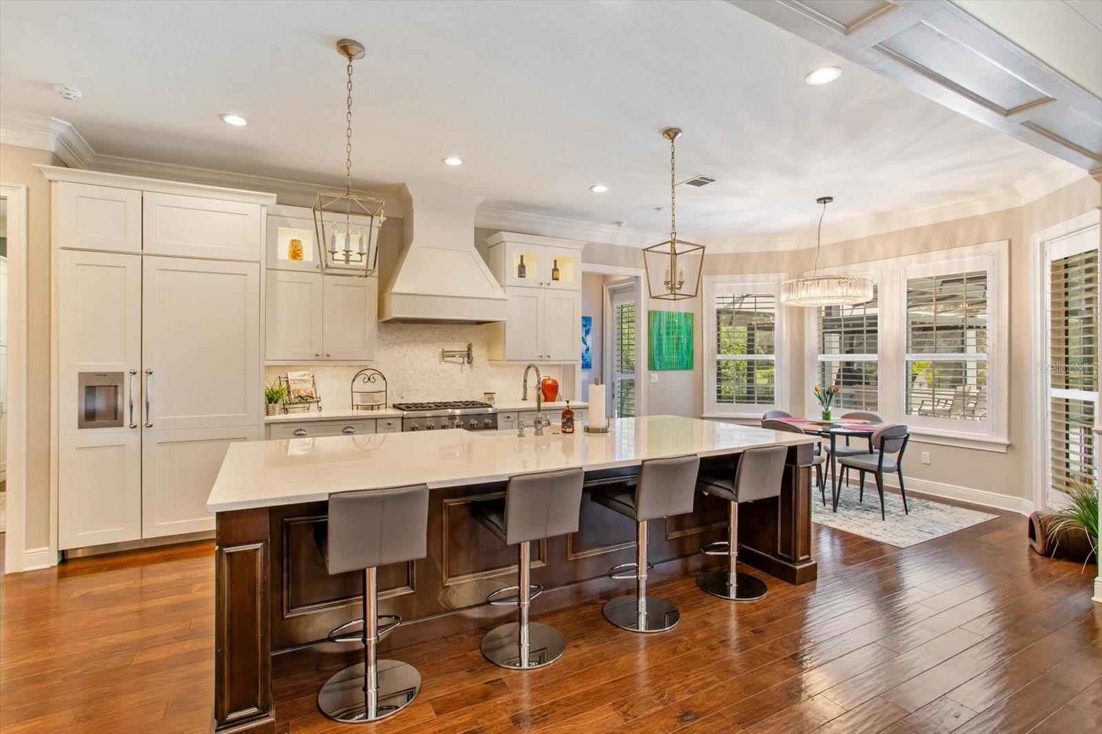 Image 5 of 52 For 6252 Blakeford Dr