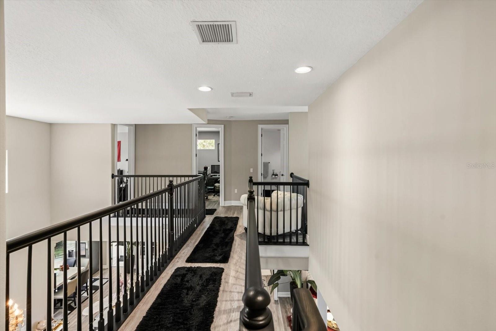 Image 17 of 41 For 10370 Trout Road