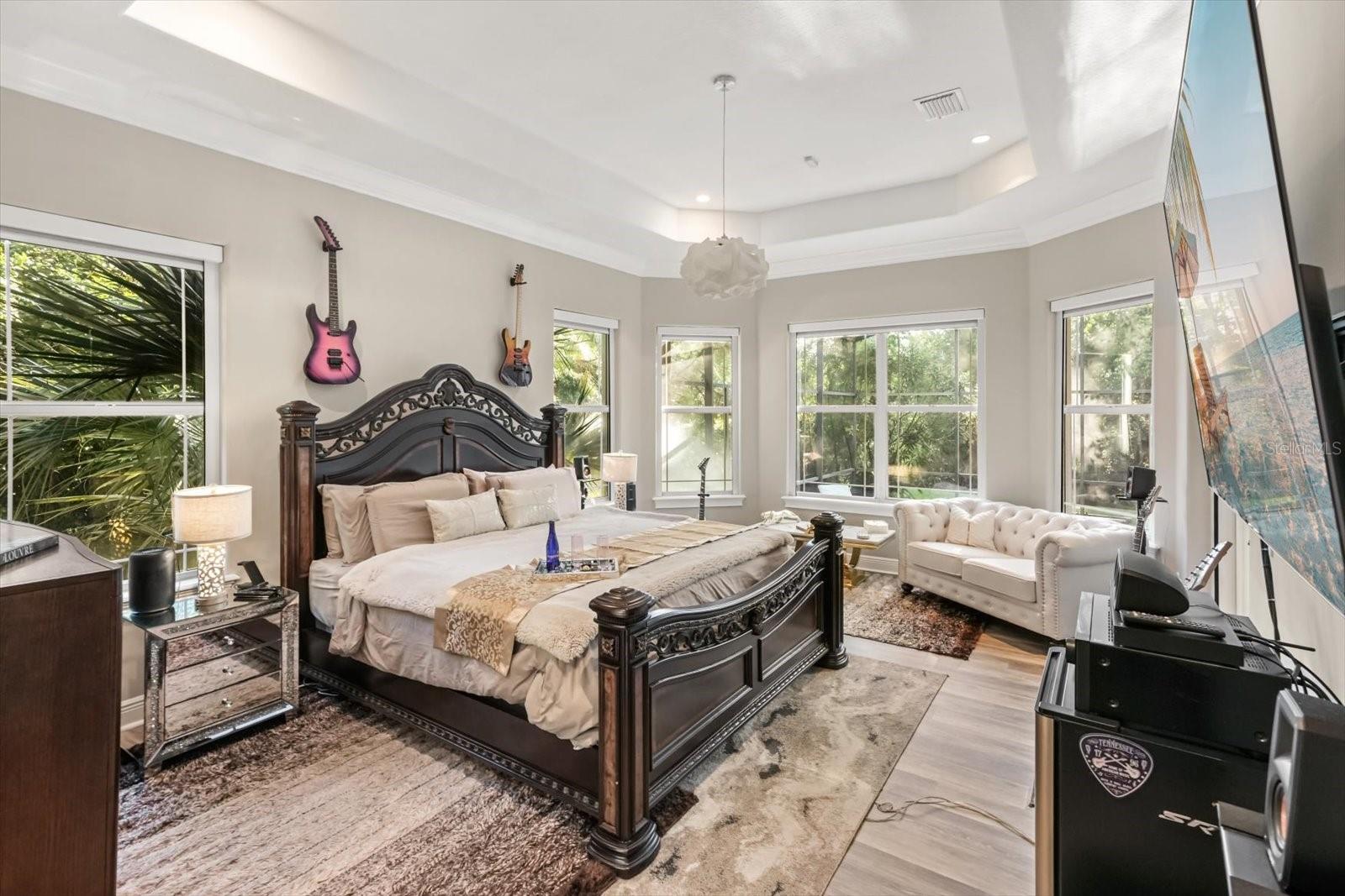 Image 26 of 41 For 10370 Trout Road