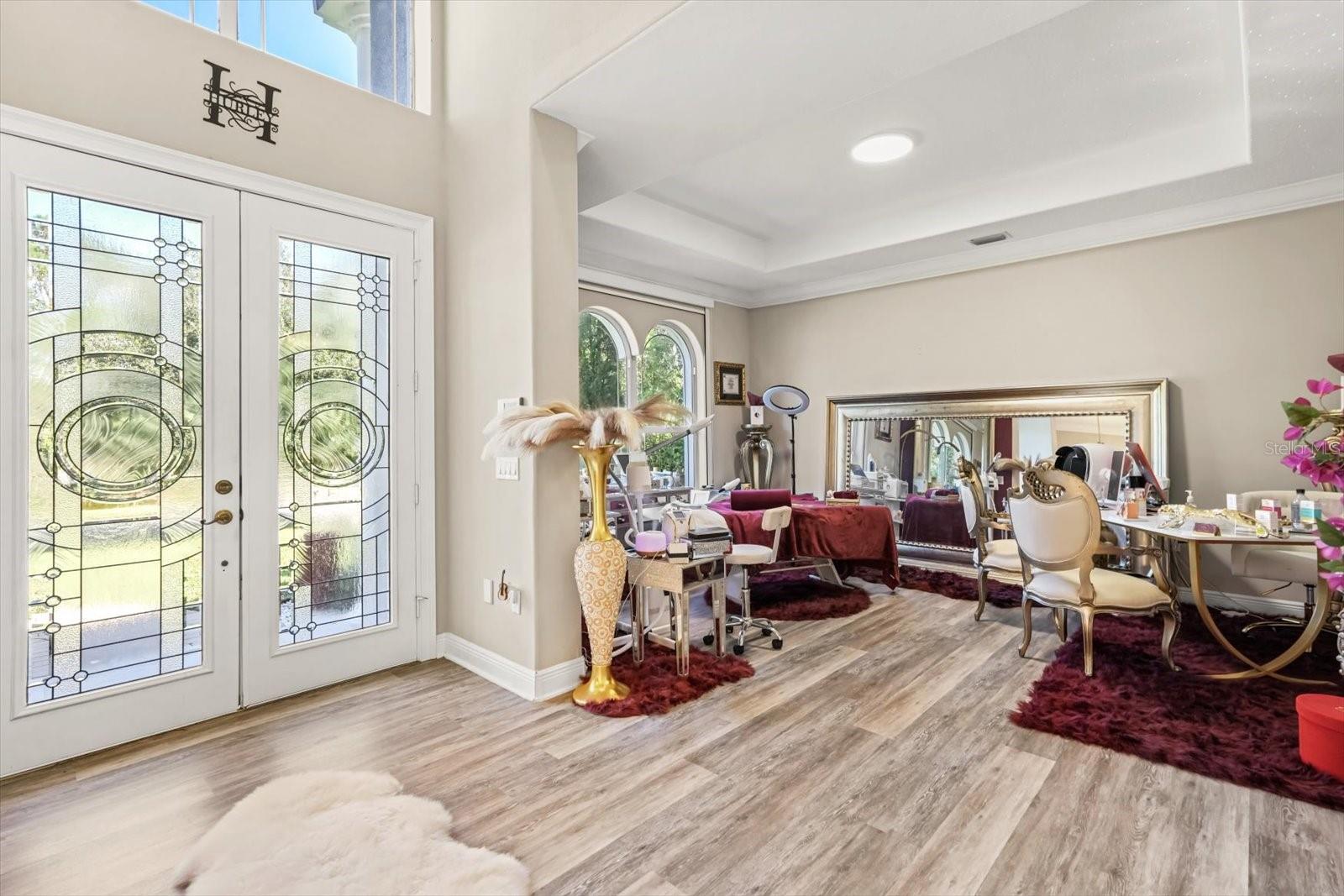 Image 6 of 41 For 10370 Trout Road