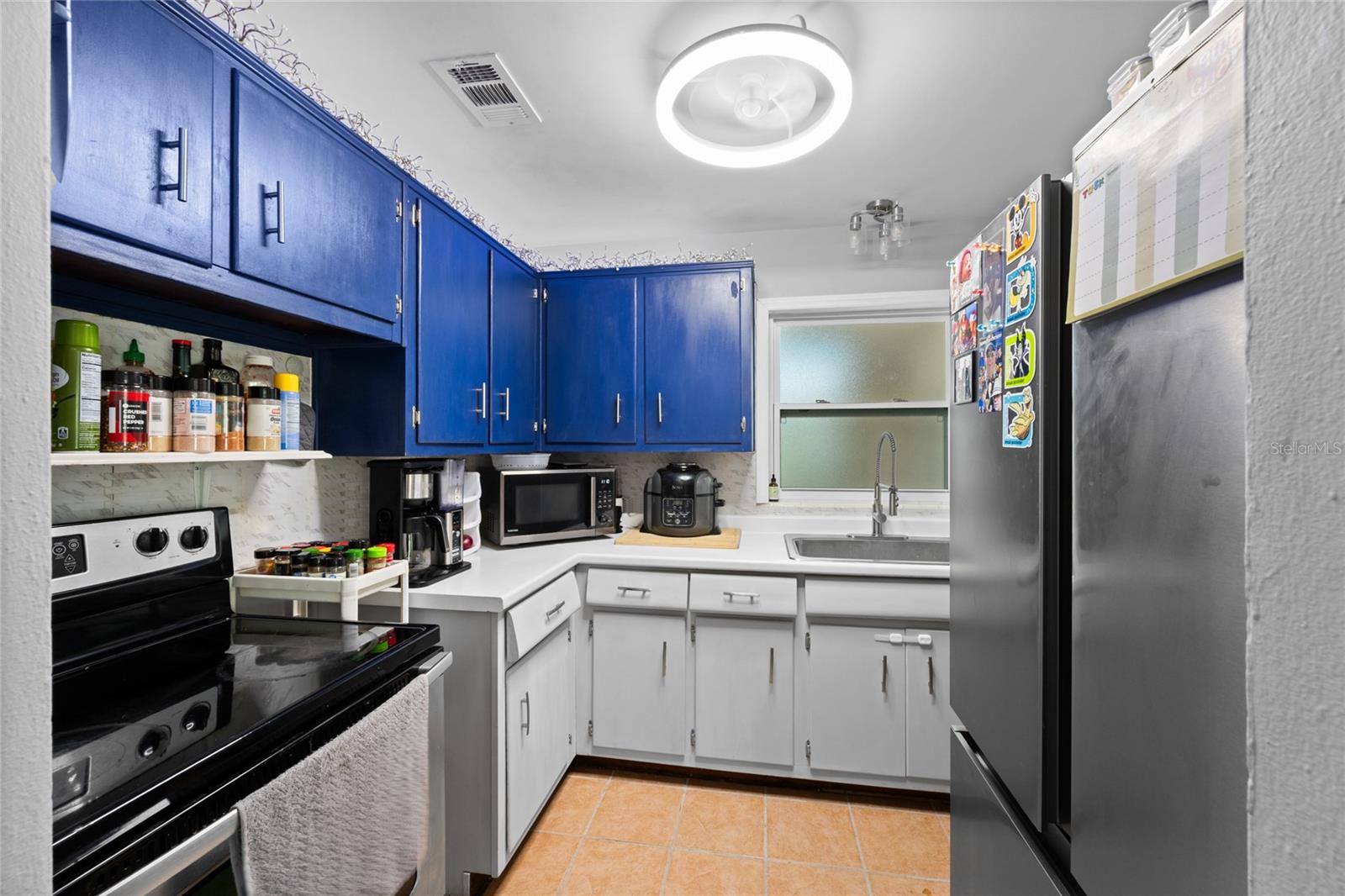 Image 12 of 34 For 150 Edgemon Avenue