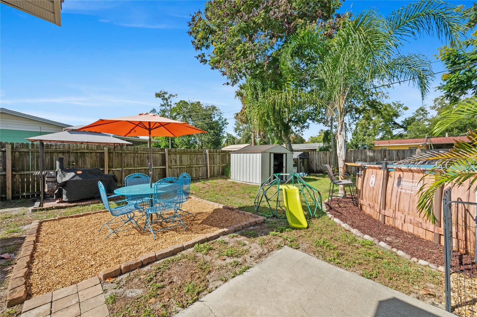 Image 23 of 34 For 150 Edgemon Avenue