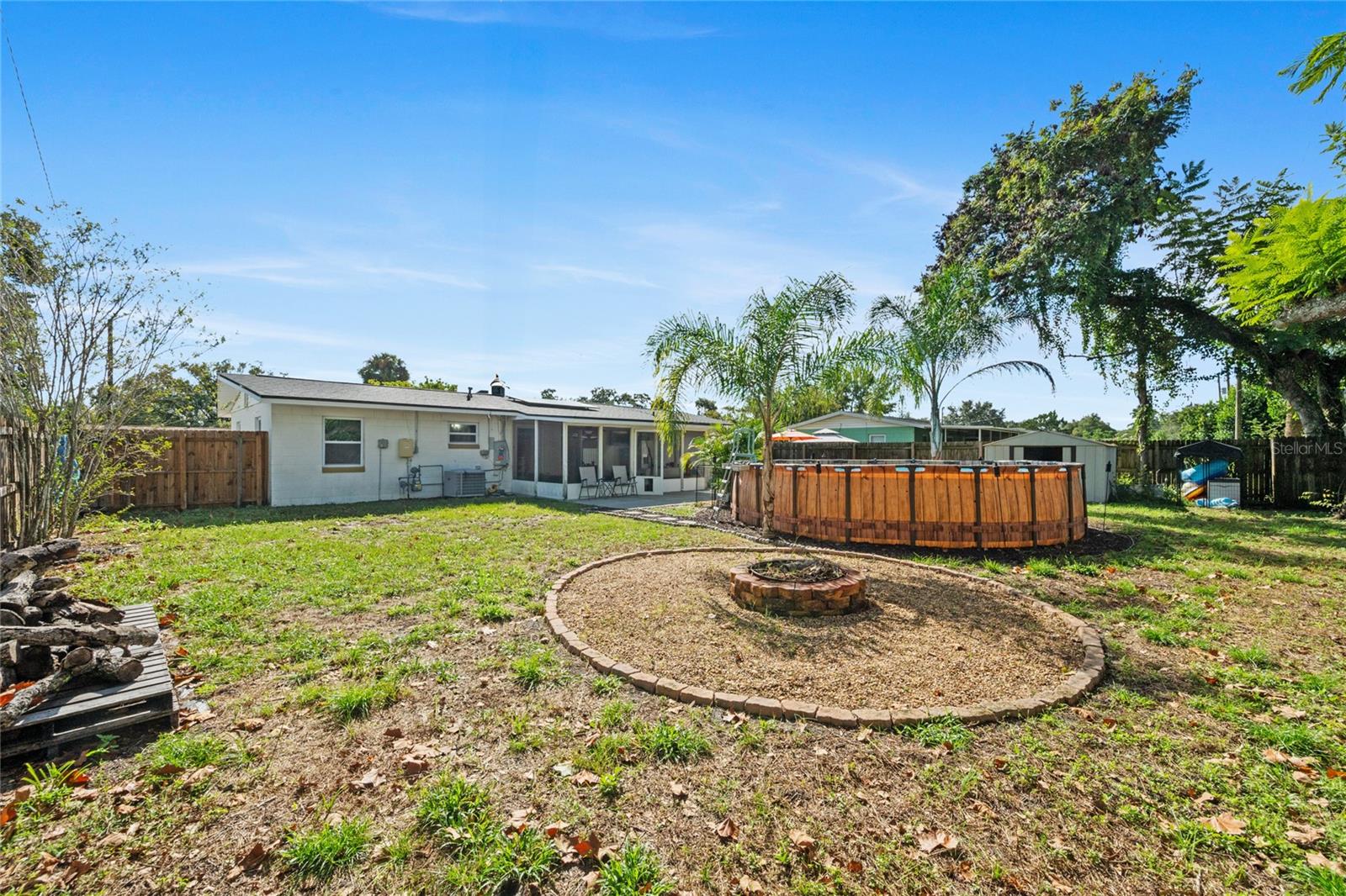 Image 24 of 34 For 150 Edgemon Avenue