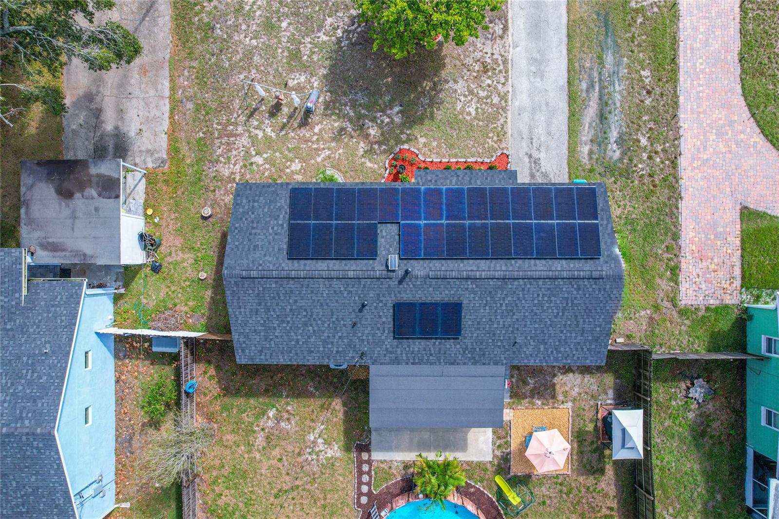 Image 32 of 34 For 150 Edgemon Avenue