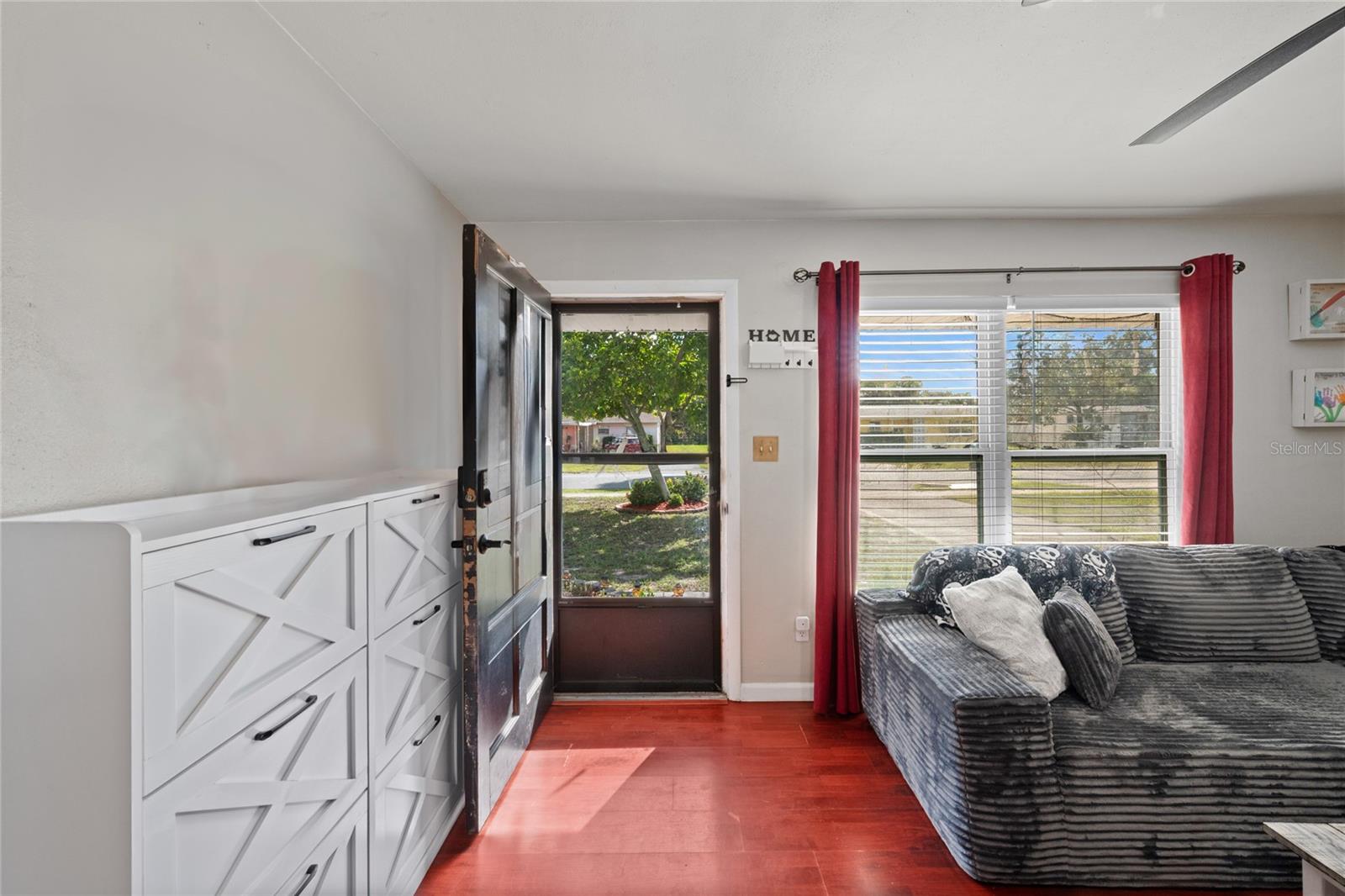 Image 7 of 34 For 150 Edgemon Avenue