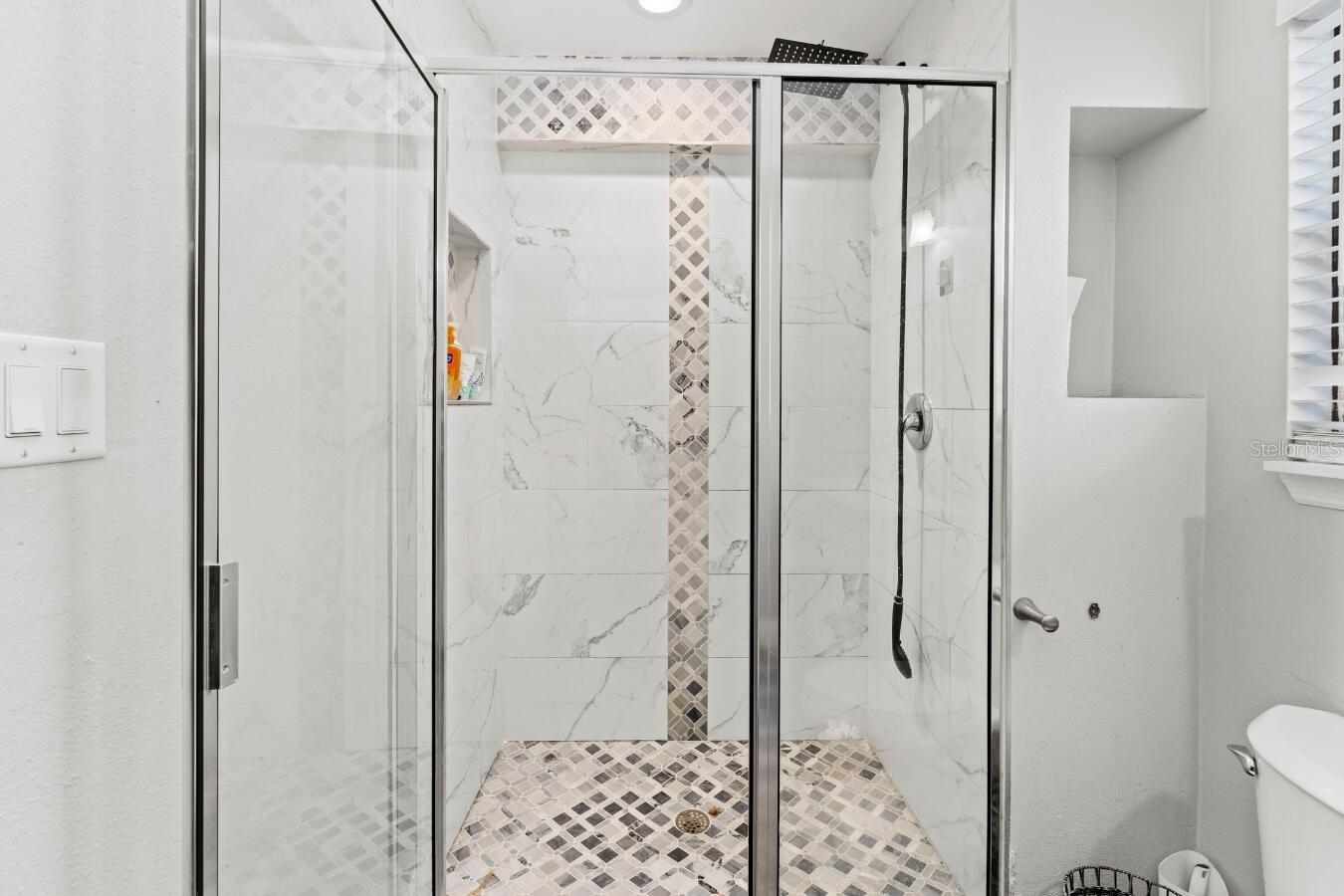 Image 18 of 26 For 3646 Ondich Road