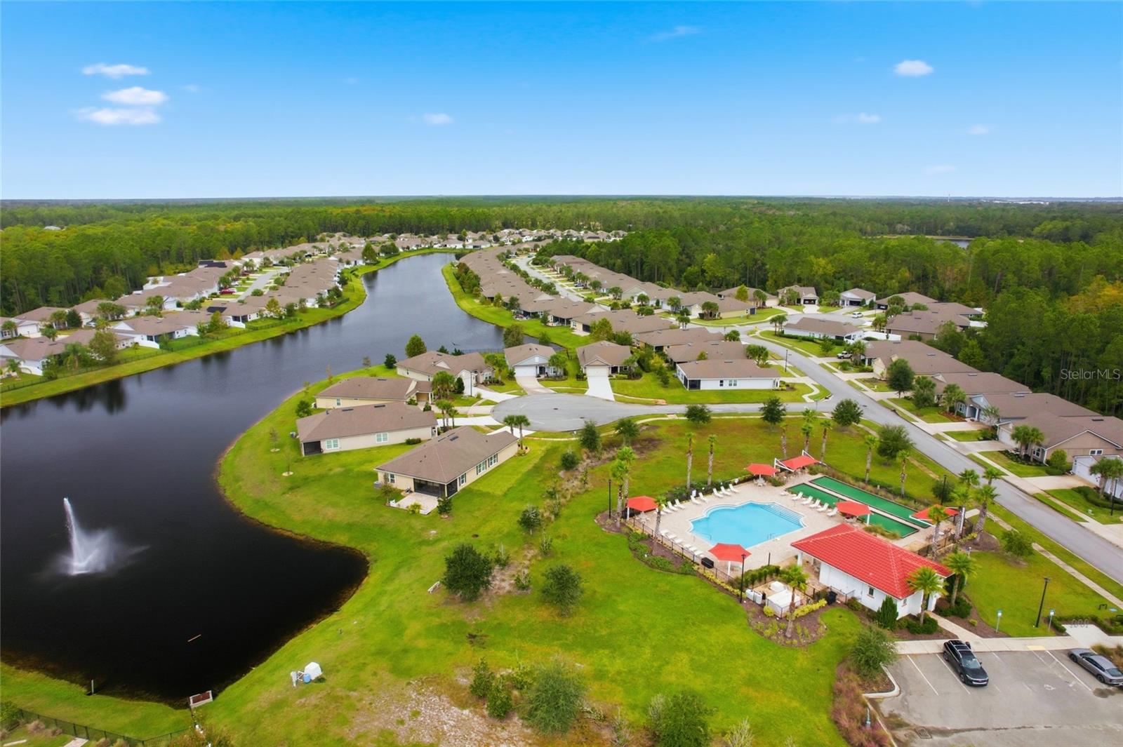 Image 38 of 48 For 594 Palace Drive