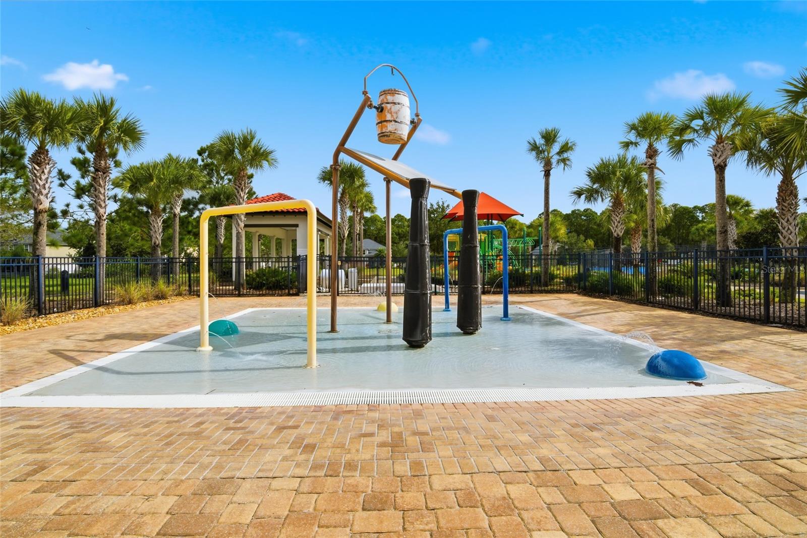 Image 44 of 48 For 594 Palace Drive