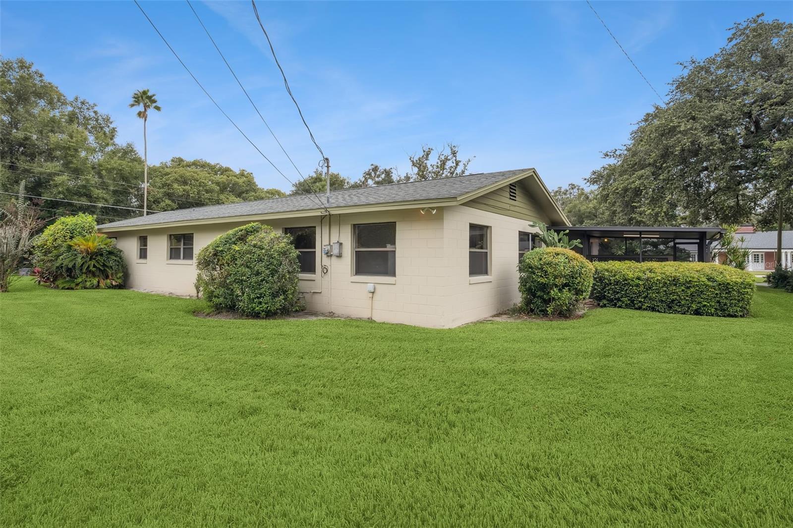 Image 33 of 49 For 2303 Washington Avenue