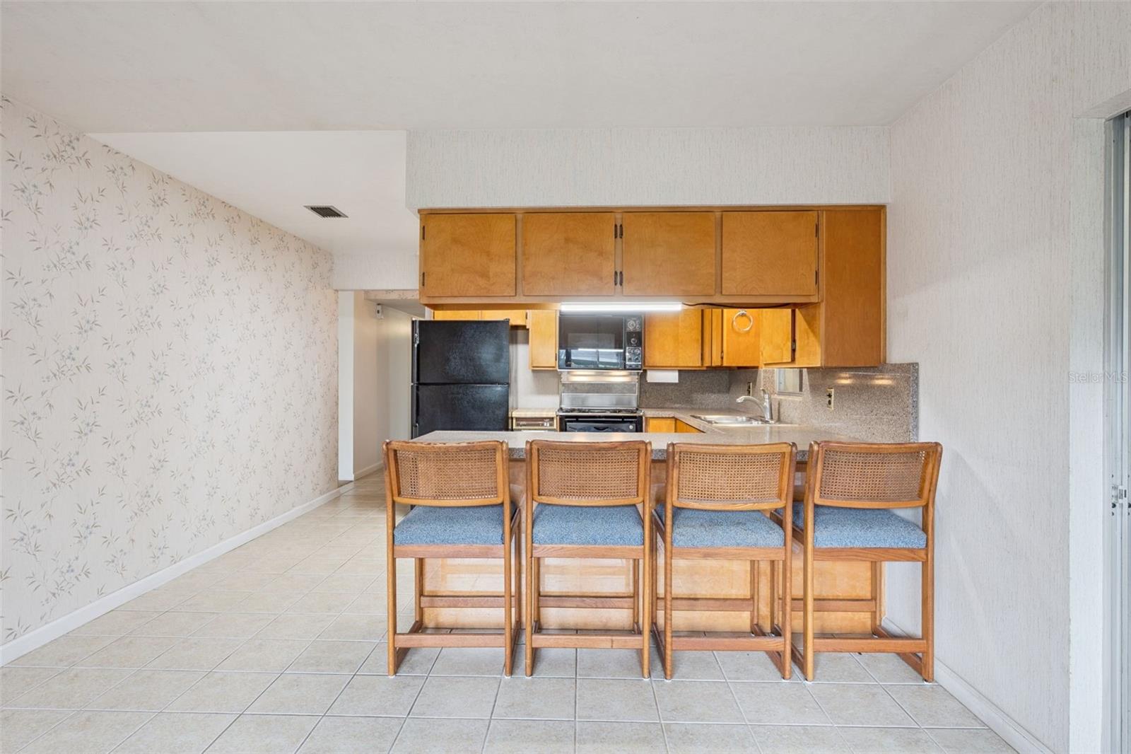 Image 7 of 49 For 2303 Washington Avenue