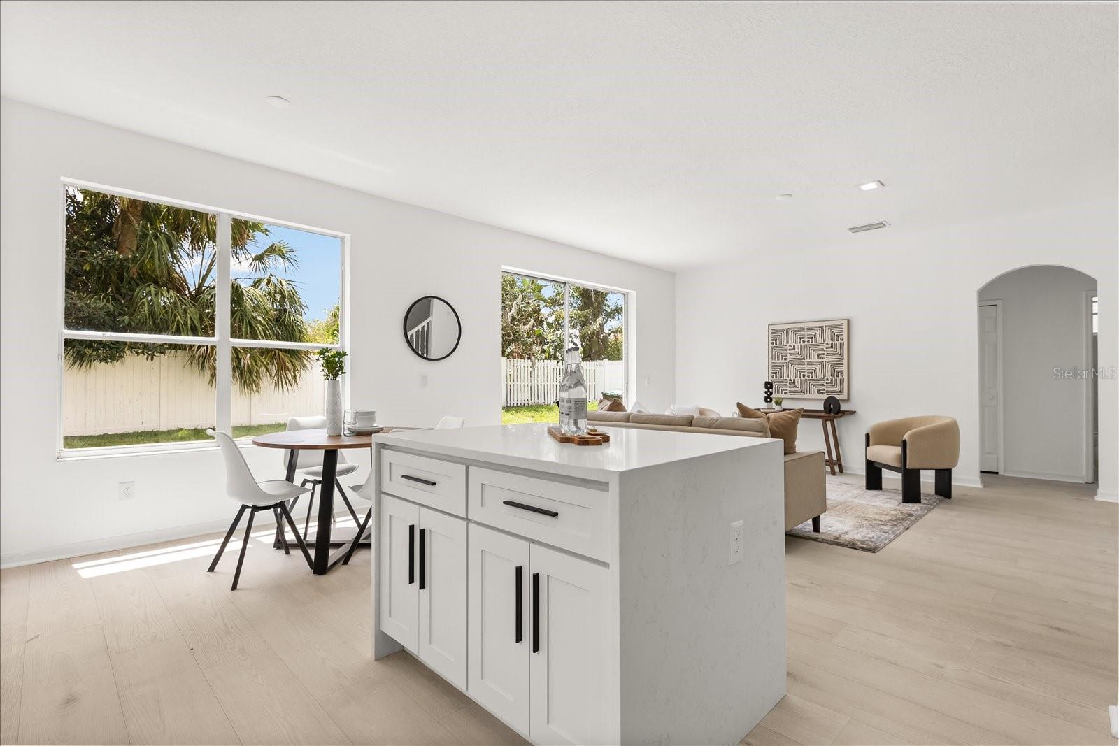 Image 14 of 38 For 14927 Faversham Circle