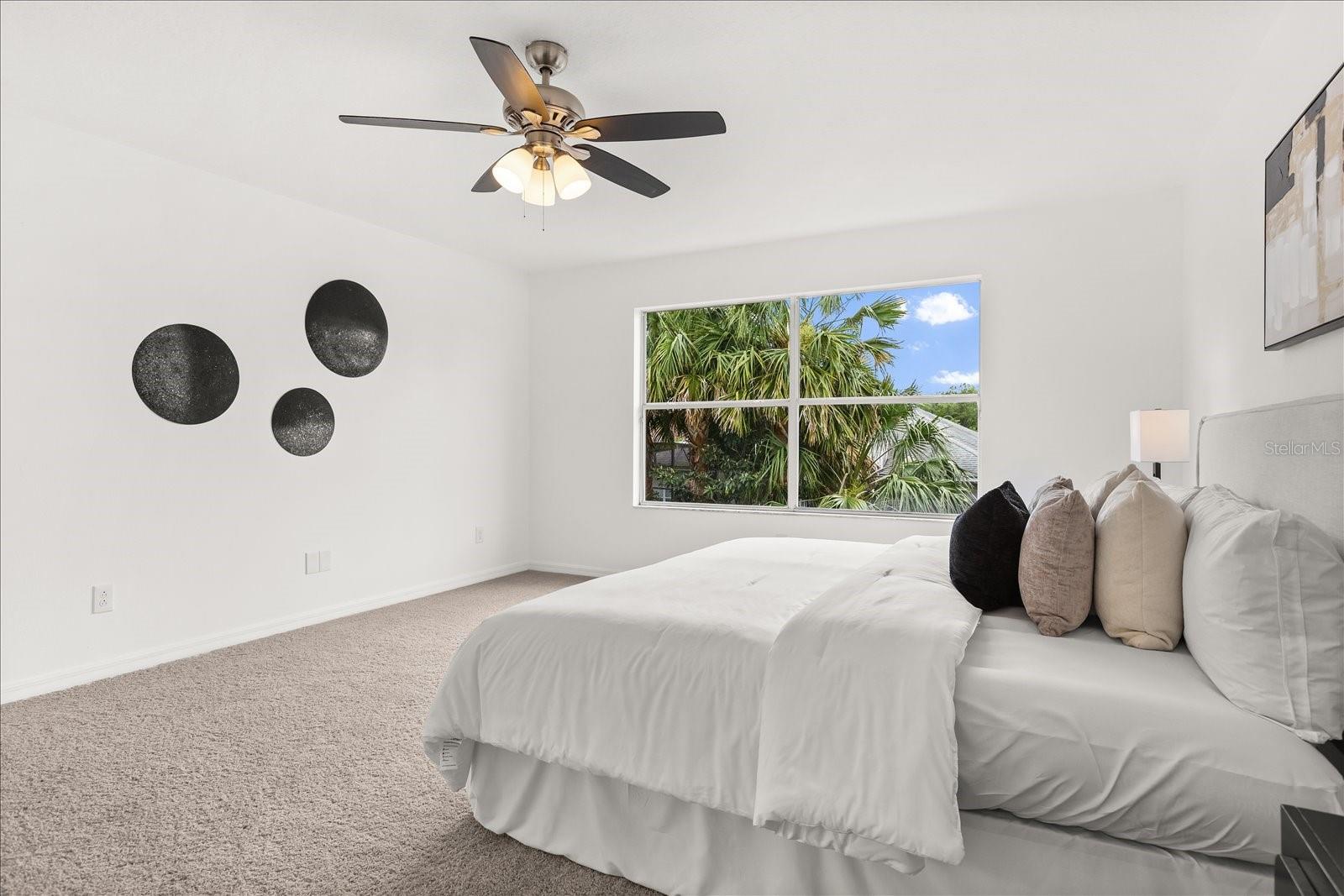 Image 21 of 38 For 14927 Faversham Circle