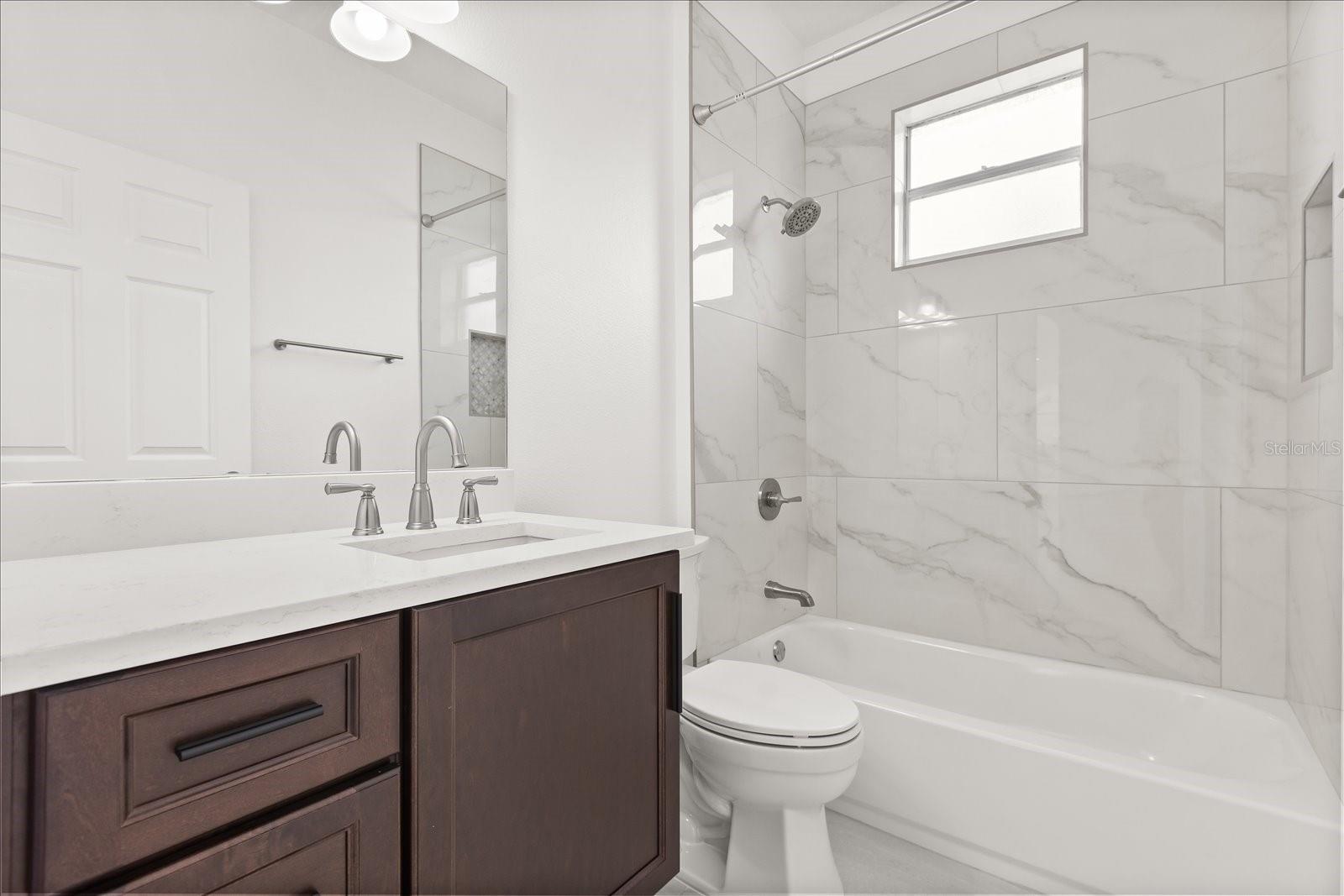 Image 26 of 38 For 14927 Faversham Circle