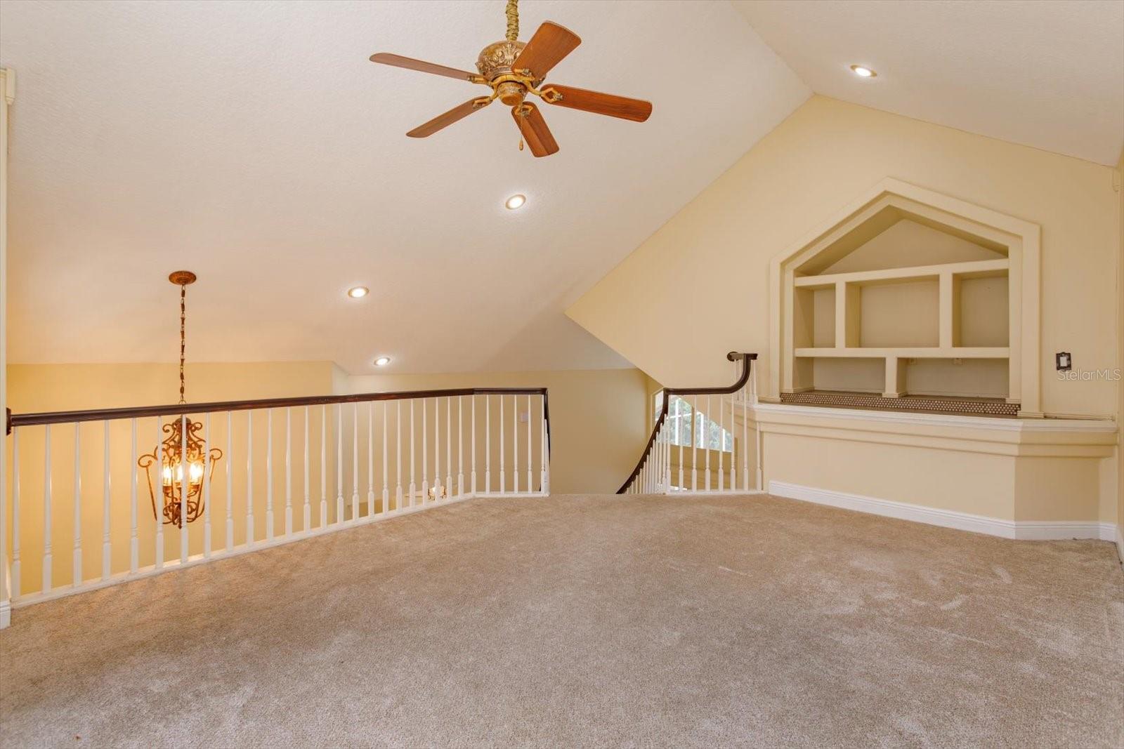 Image 15 of 26 For 4829 Shoreline Circle