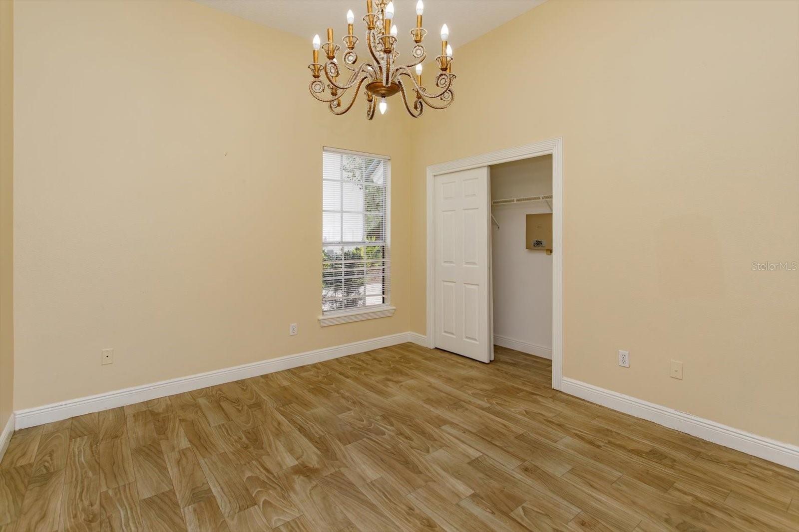 Image 20 of 26 For 4829 Shoreline Circle