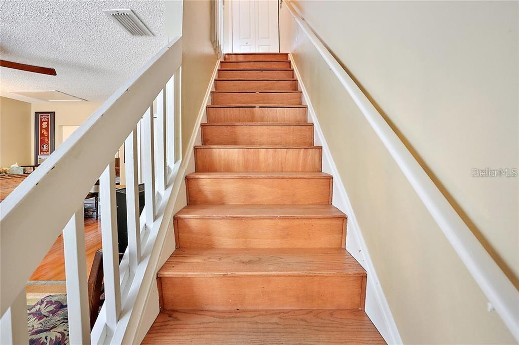 Image 3 of 25 For 1355 Casa Park Circle