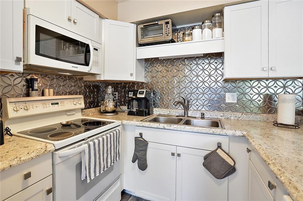 Image 9 of 25 For 1355 Casa Park Circle