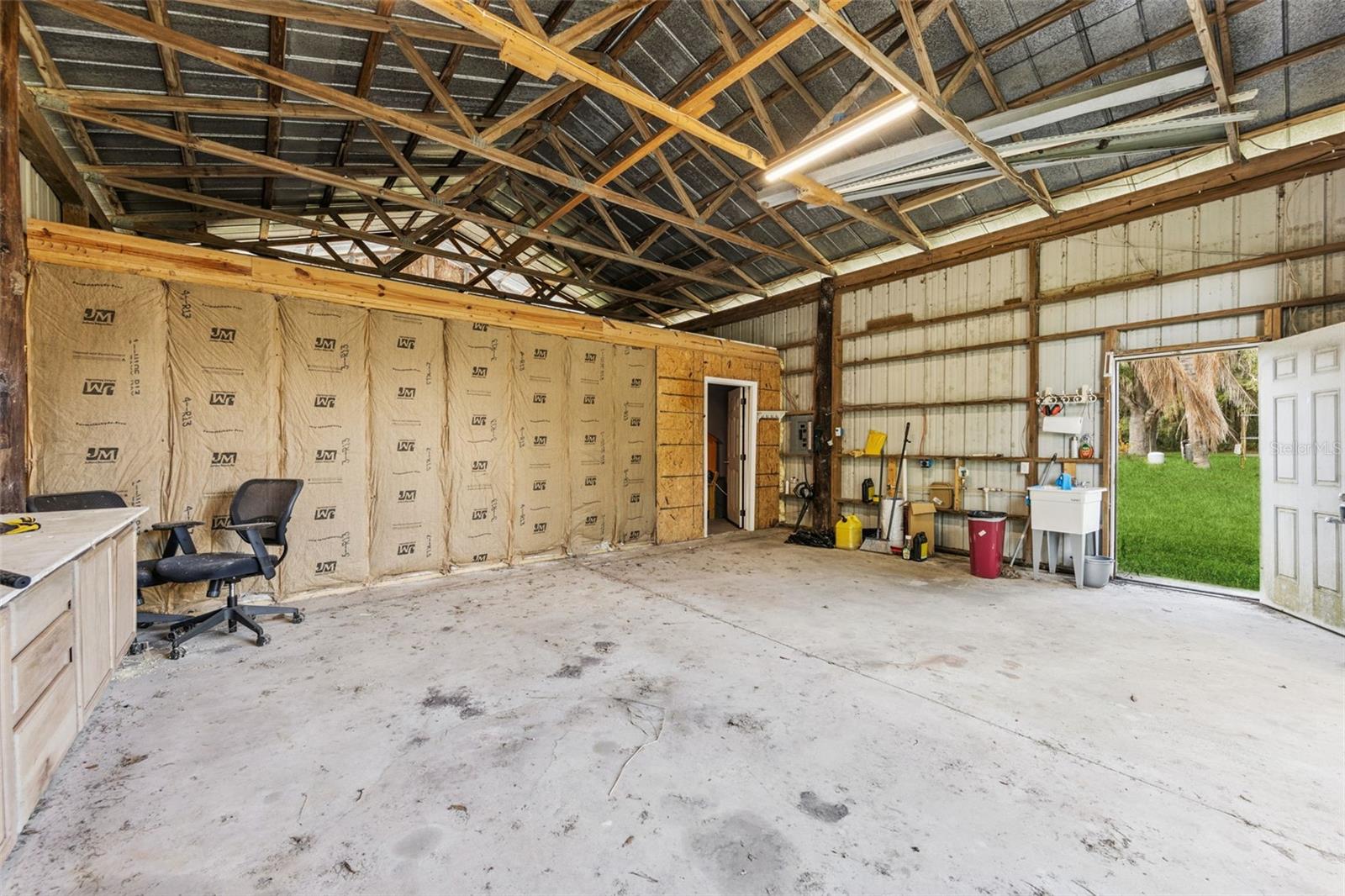 Image 8 of 23 For 7411 Groveland Farms Road