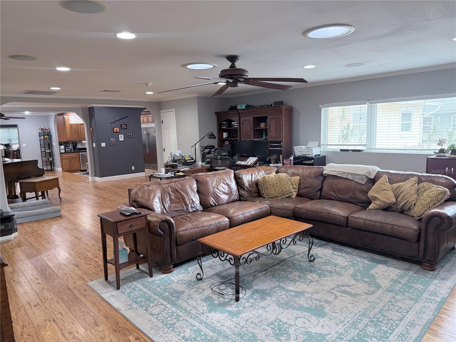 Image 11 of 27 For 731 Northwood Circle