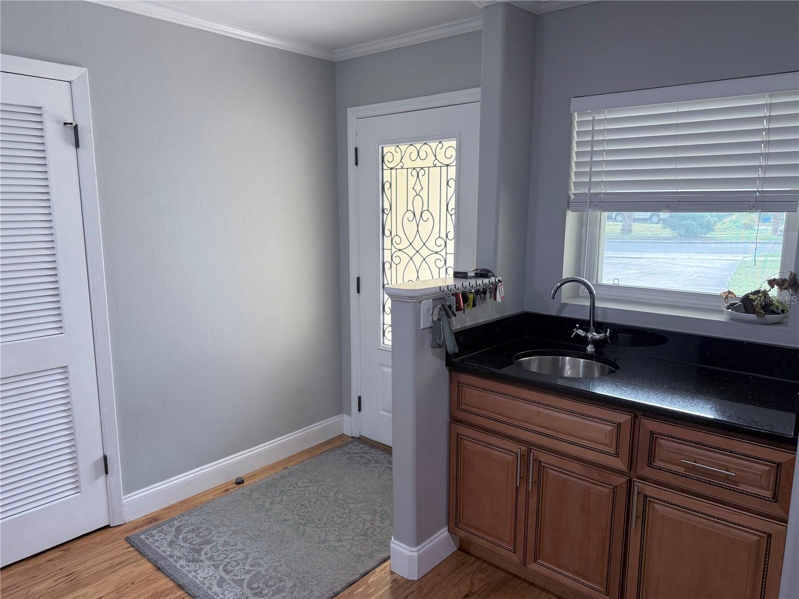 Image 6 of 27 For 731 Northwood Circle