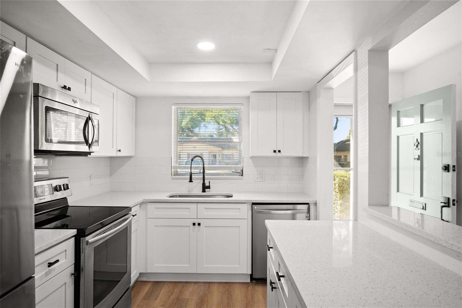 Image 3 of 23 For 1465 Normandy Park Drive 4